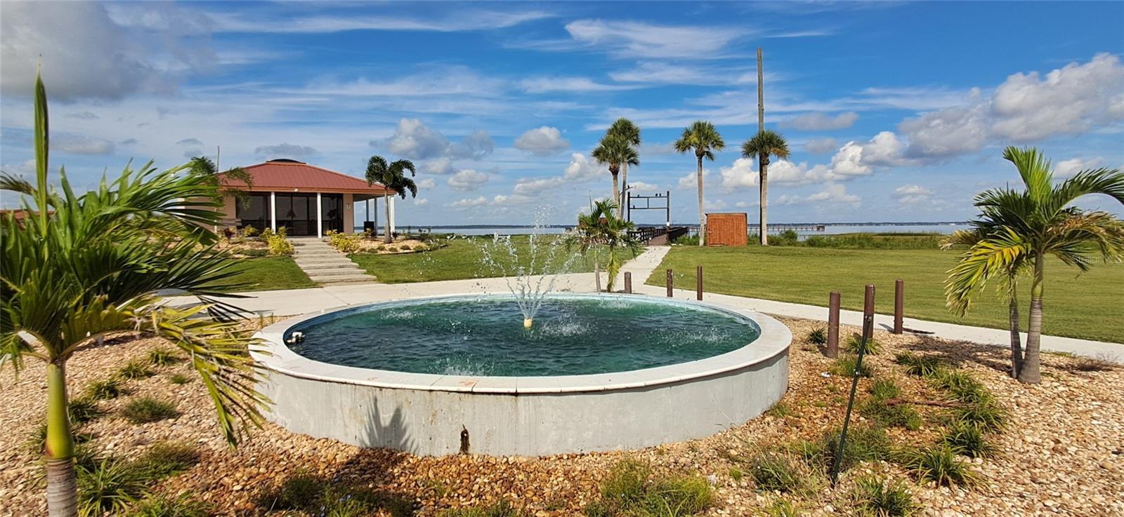 Image 7 of 8 For 501 Valencia Drive