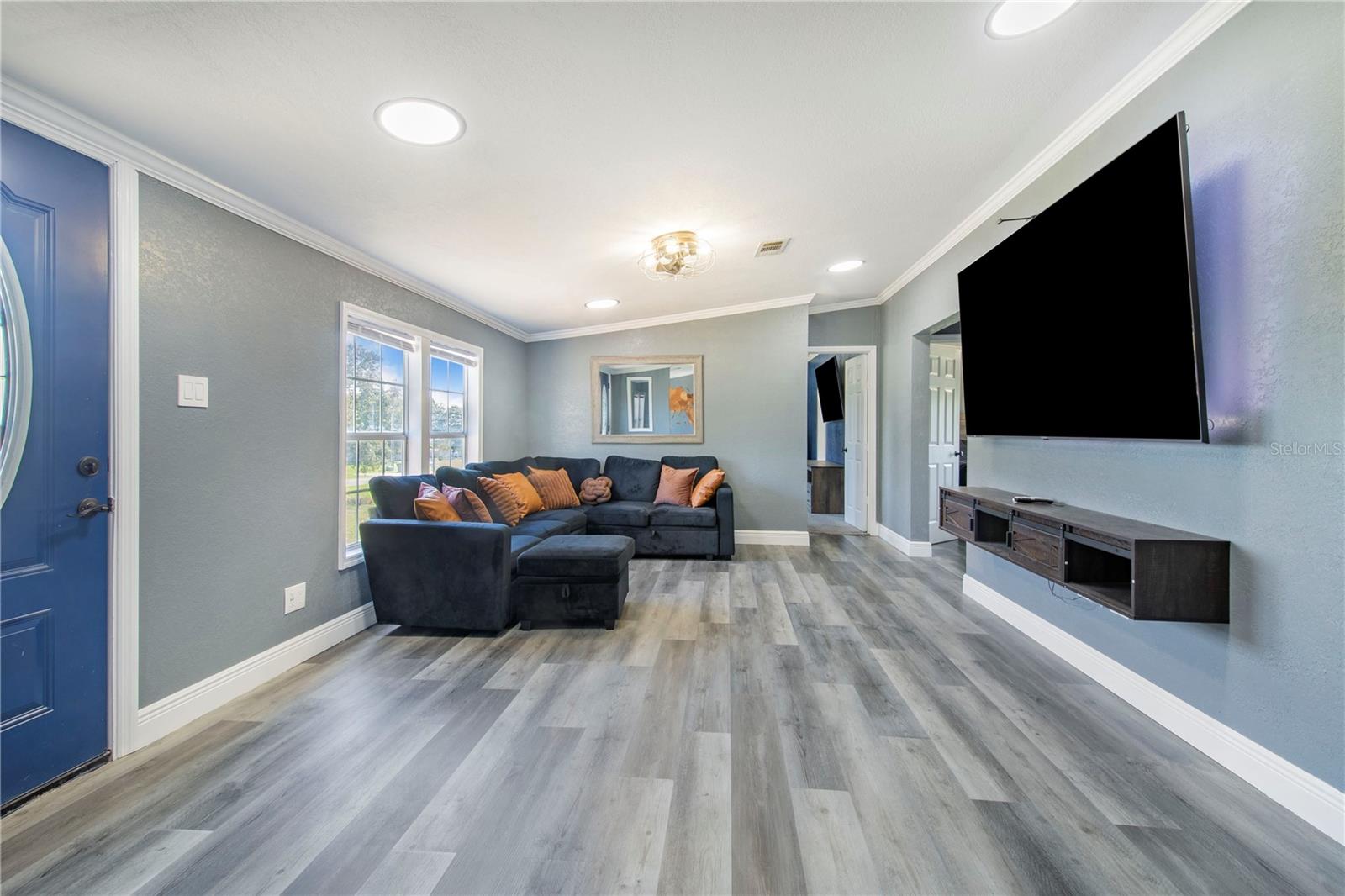 Image 7 of 43 For 5822 Lee Road