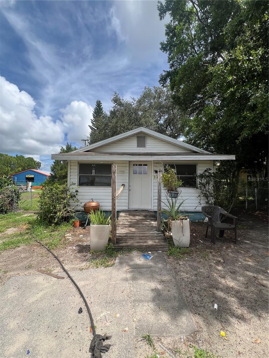 Image 14 of 21 For 529 Mcdonald Avenue