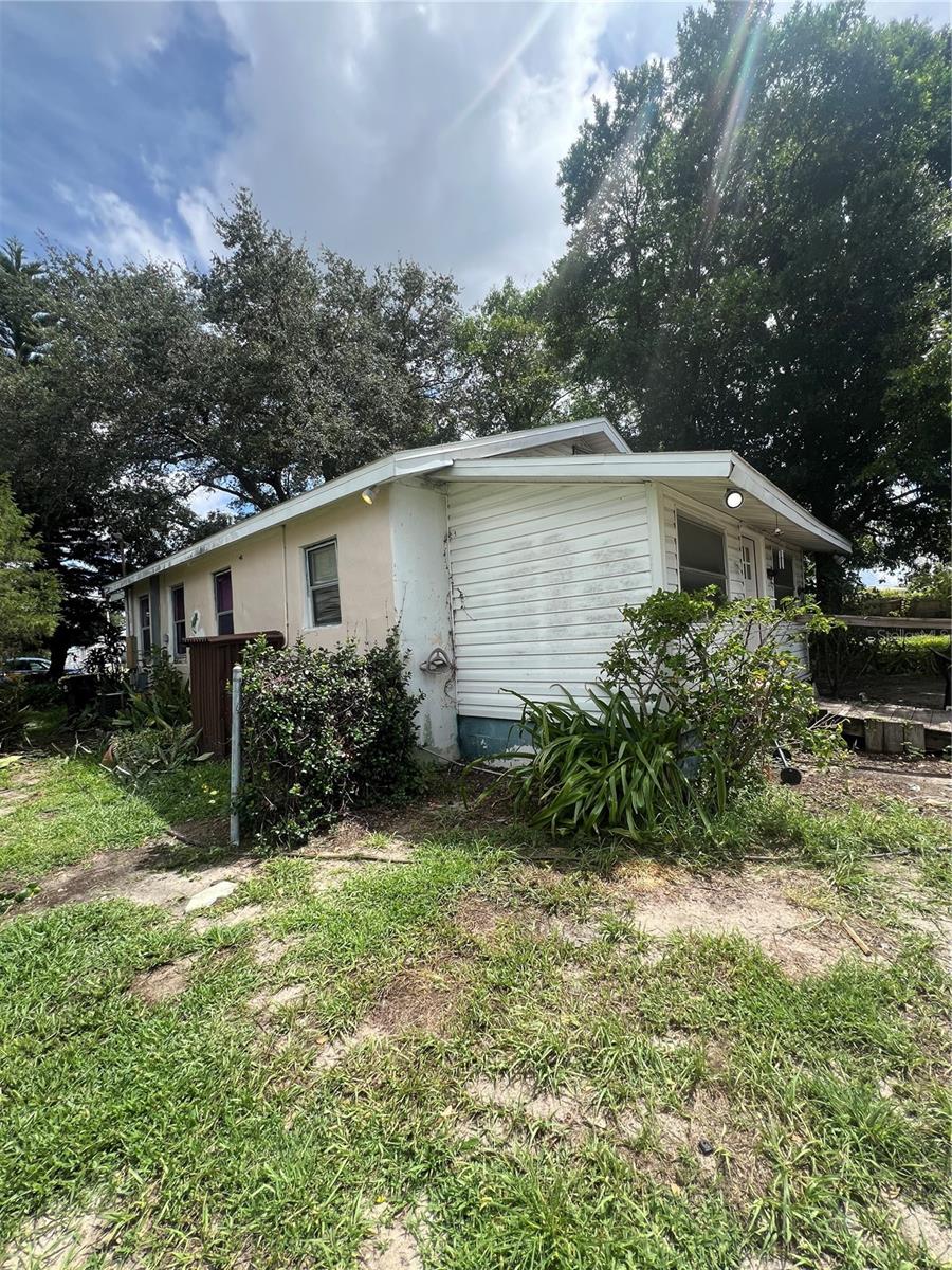 Image 15 of 21 For 529 Mcdonald Avenue