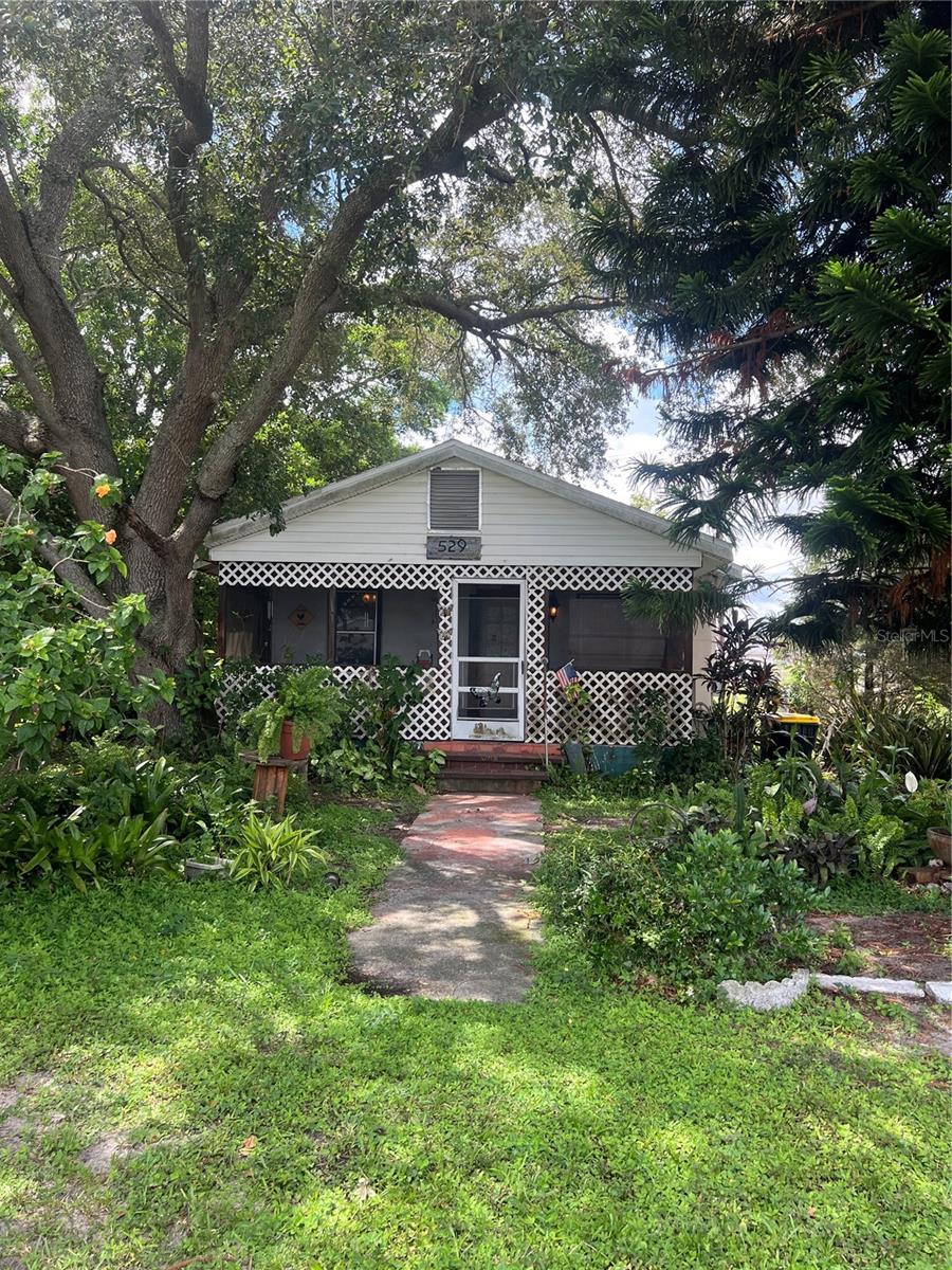 Image 4 of 21 For 529 Mcdonald Avenue