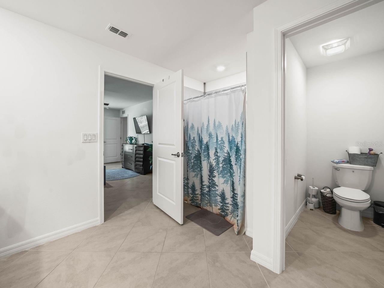 Image 13 of 28 For 3272 Milwaukee Street