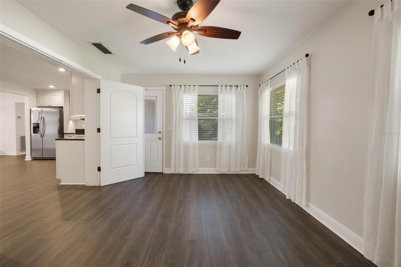 Image 10 of 28 For 1815 6th Street Se