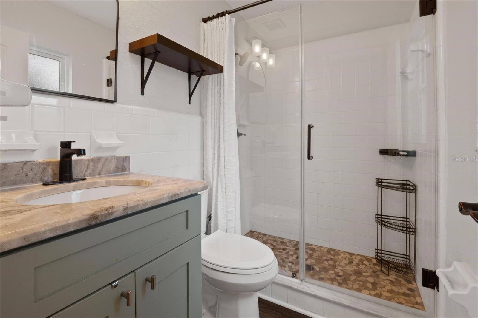 Image 16 of 28 For 1815 6th Street Se