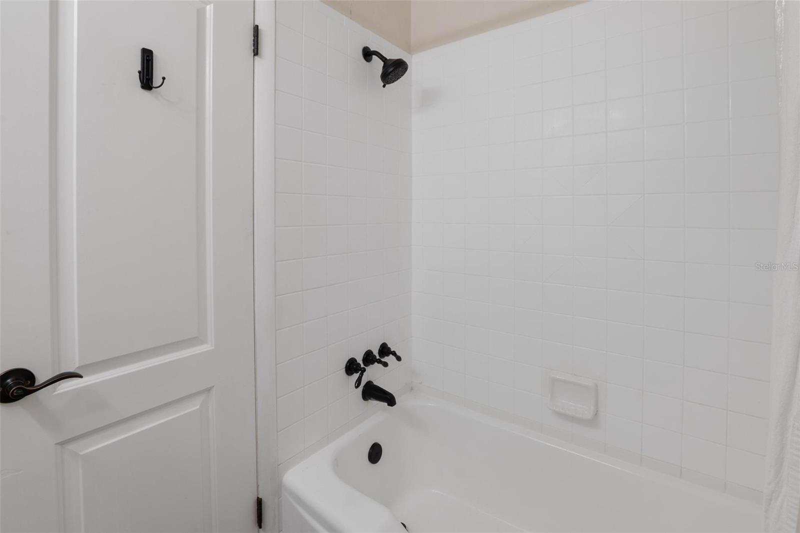 Image 20 of 28 For 1815 6th Street Se
