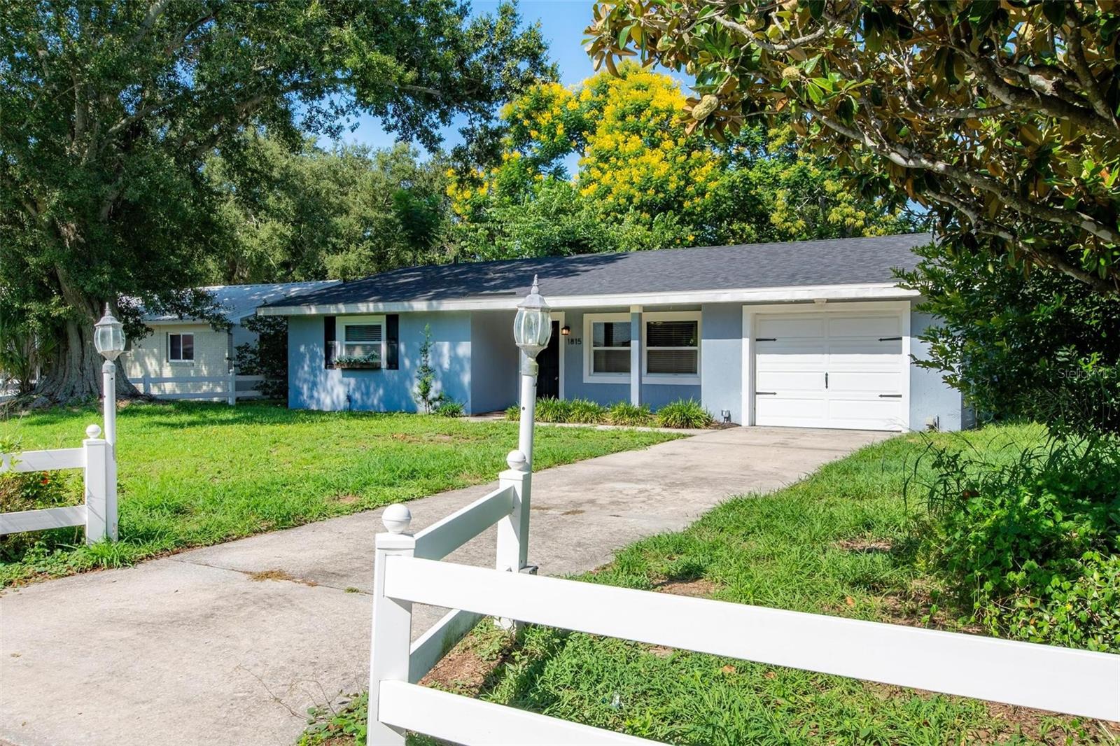 Image 3 of 28 For 1815 6th Street Se