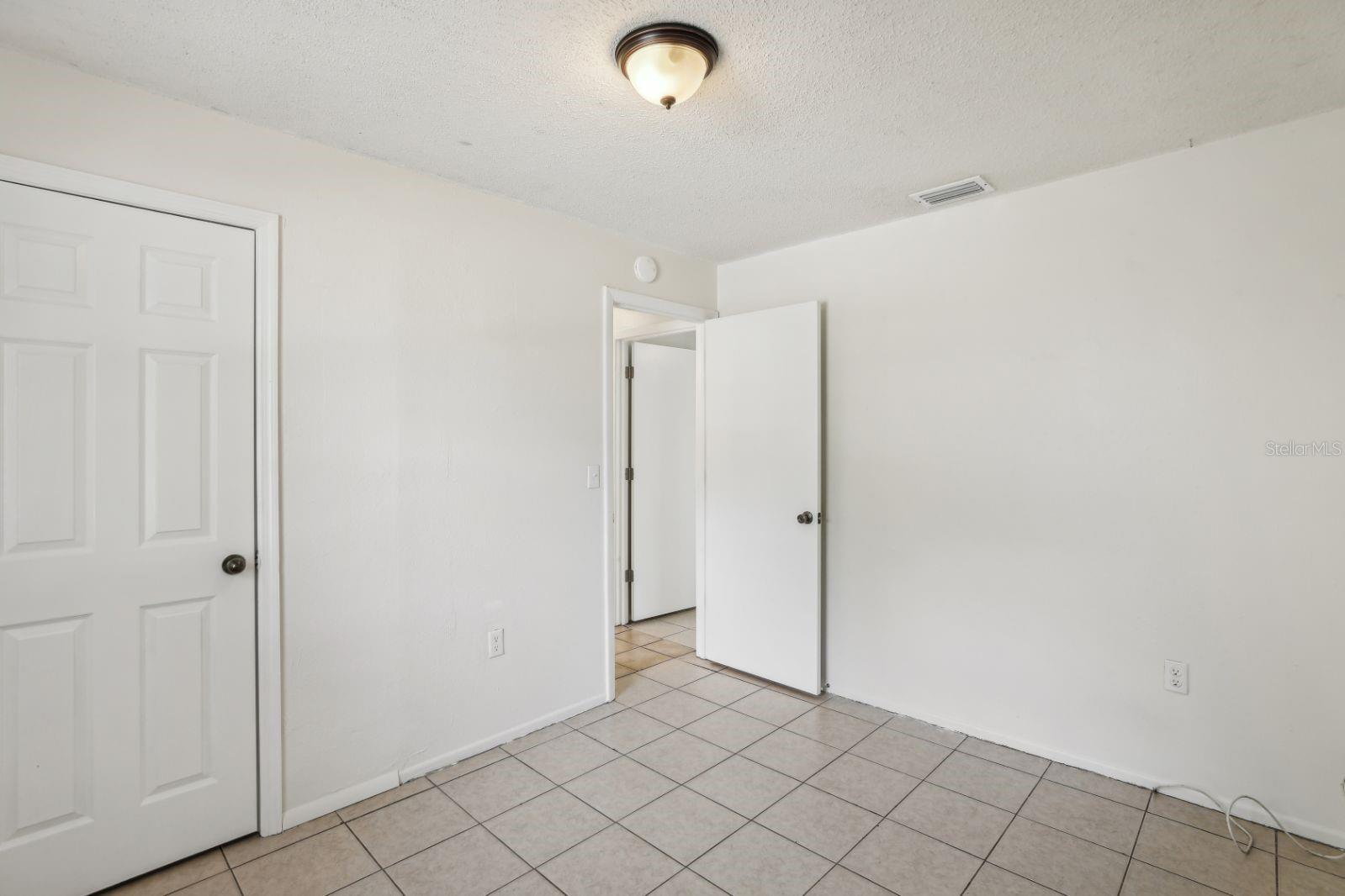 Image 11 of 18 For 2116 34th Street Nw