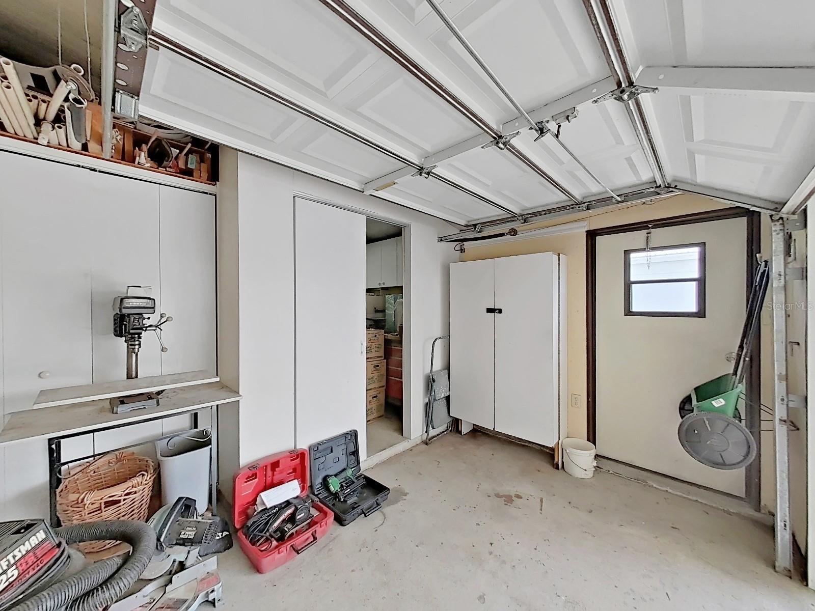 Image 39 of 56 For 4886 Deerwood Dr