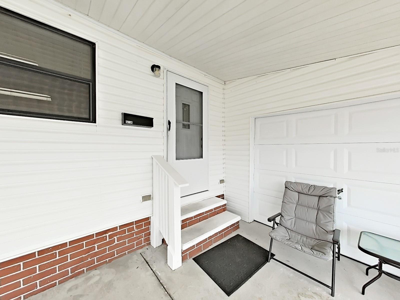 Image 5 of 56 For 4886 Deerwood Dr