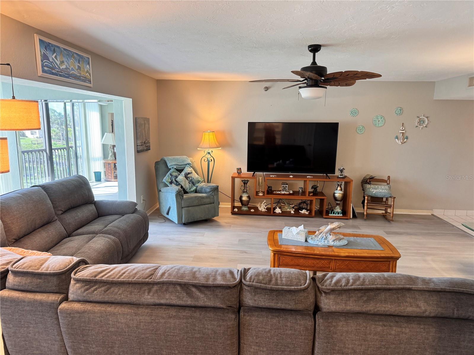 Image 13 of 44 For 23465 Harborview Road 824