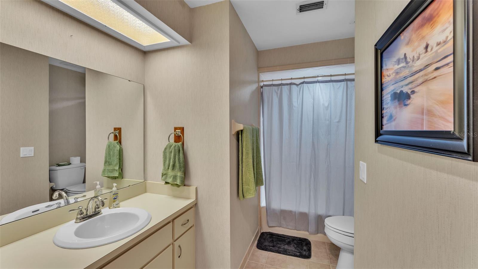 Image 14 of 33 For 3025 Silverado Terrace