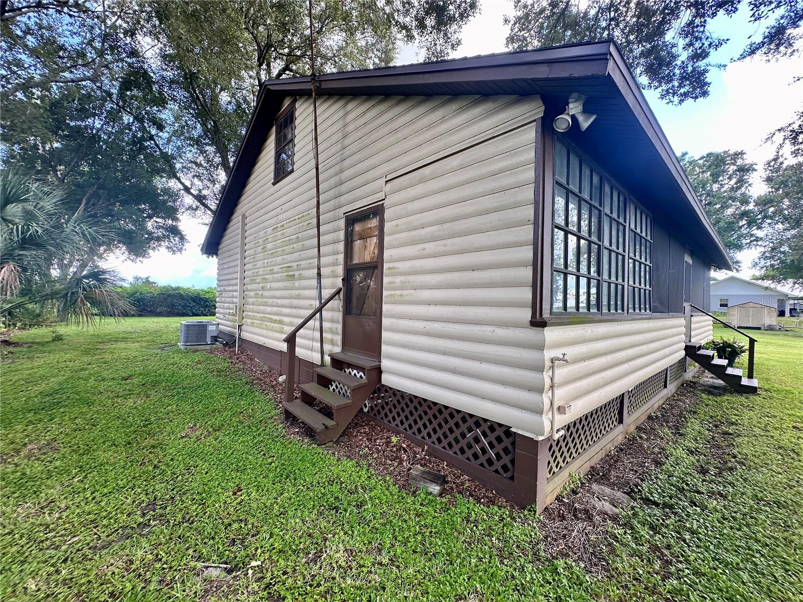 Image 28 of 58 For 1575 Cypress Lake Road