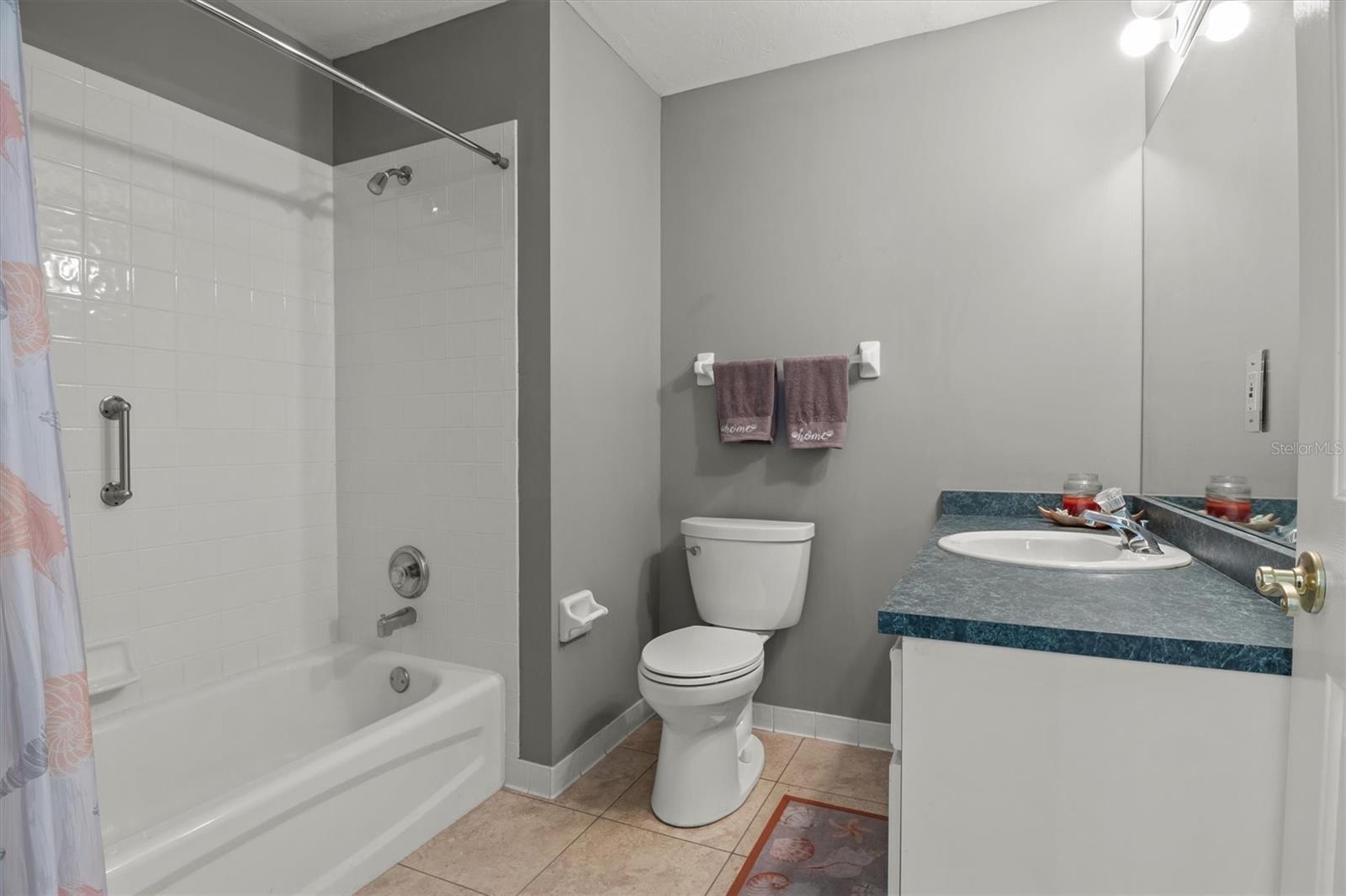 Image 18 of 50 For 3215 Pebble Creek Drive