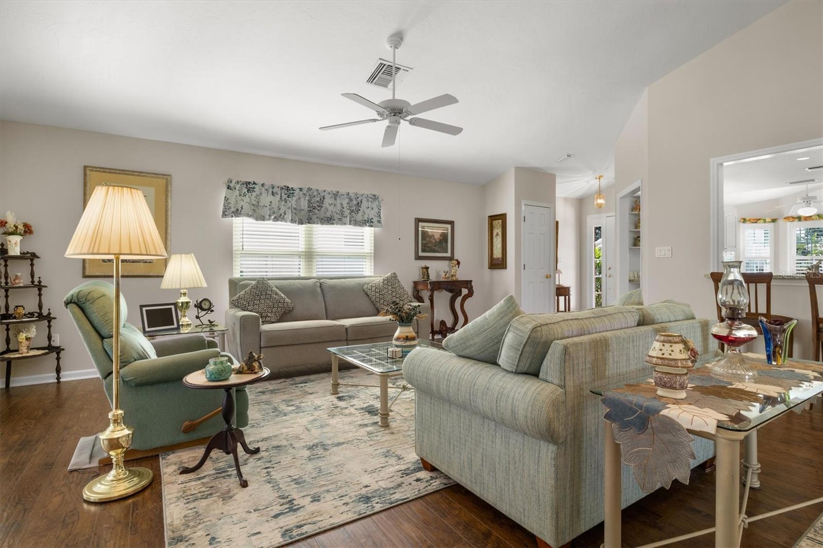 Image 9 of 50 For 3215 Pebble Creek Drive