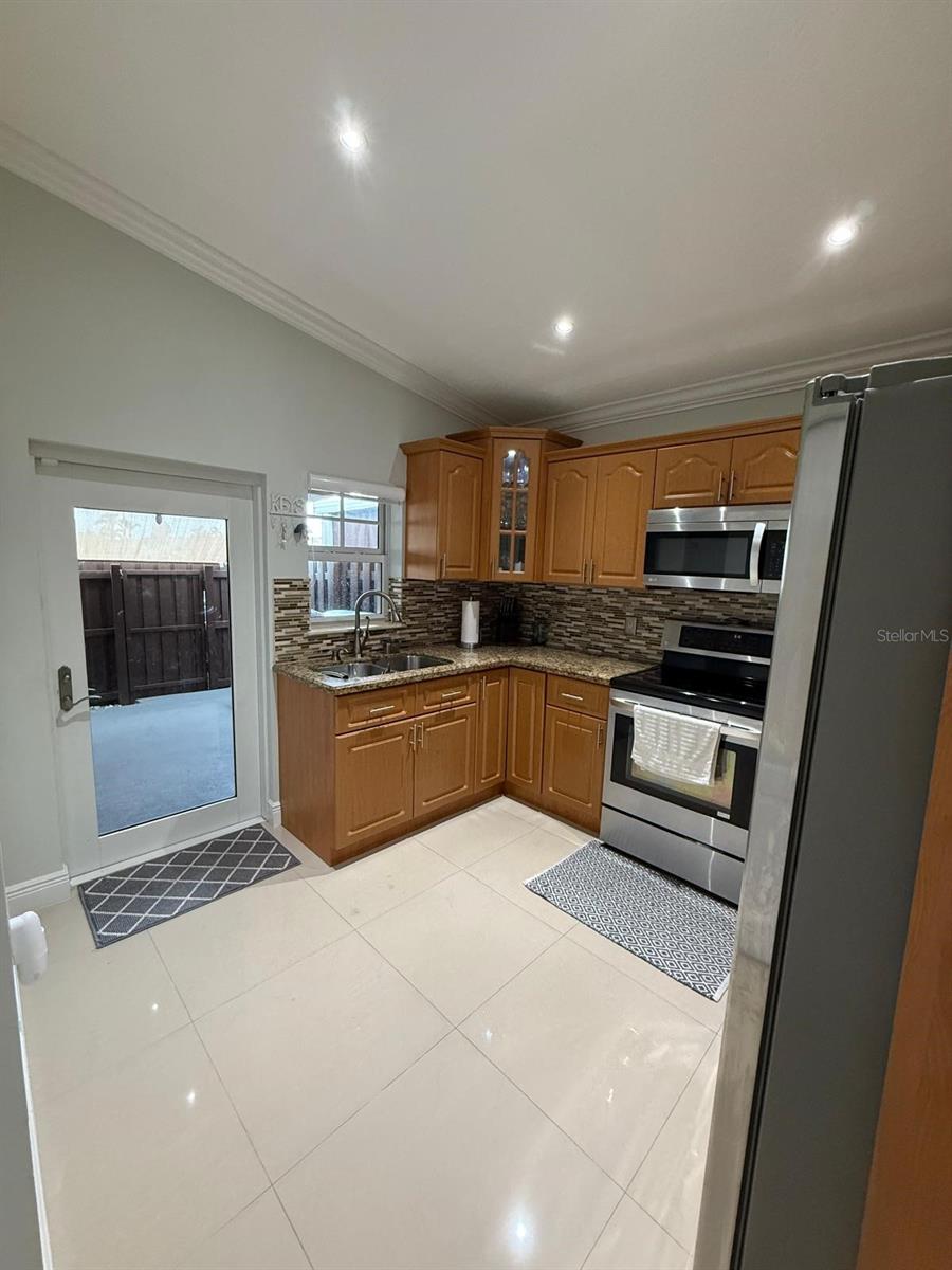 Image 3 of 12 For 7001 35th Avenue 305