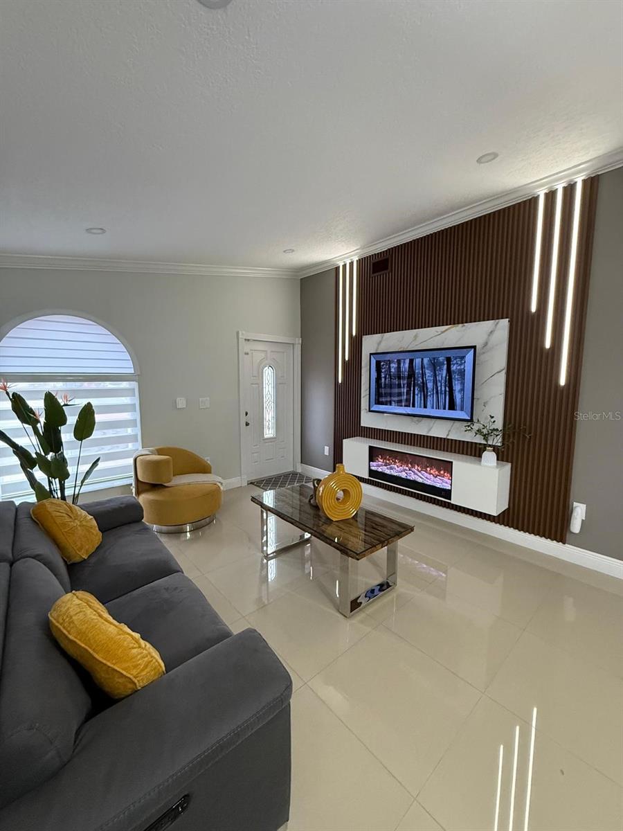 Image 4 of 12 For 7001 35th Avenue 305