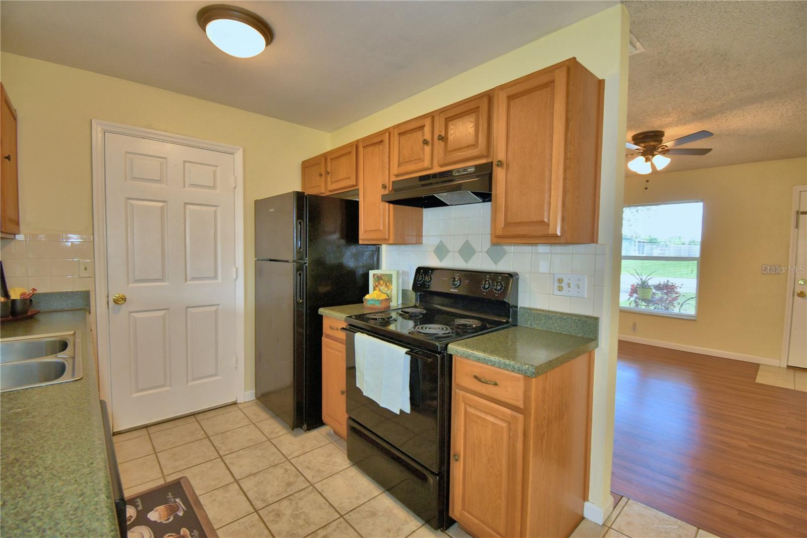 Image 15 of 56 For 9024 Damascus Avenue