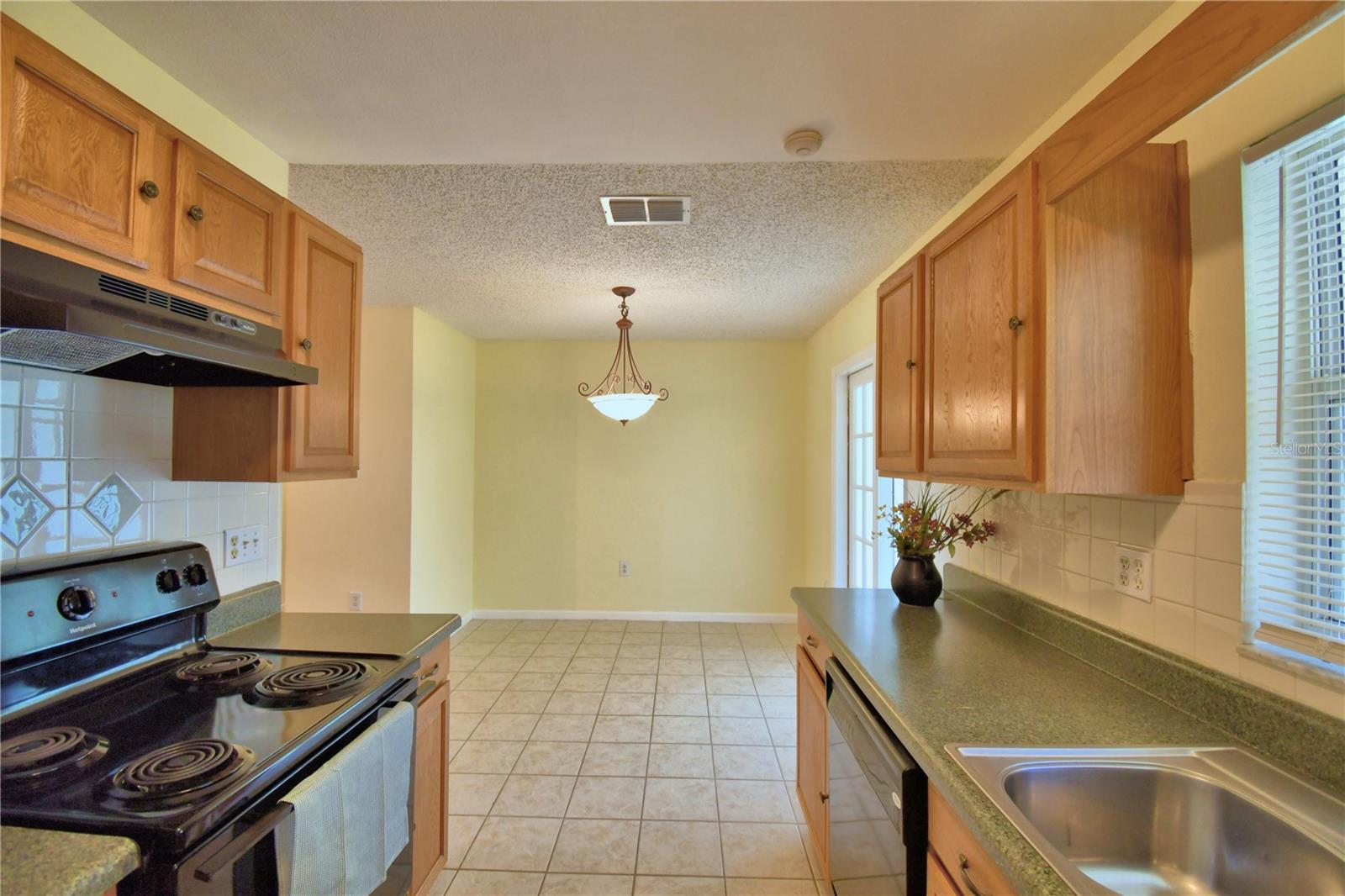 Image 16 of 56 For 9024 Damascus Avenue