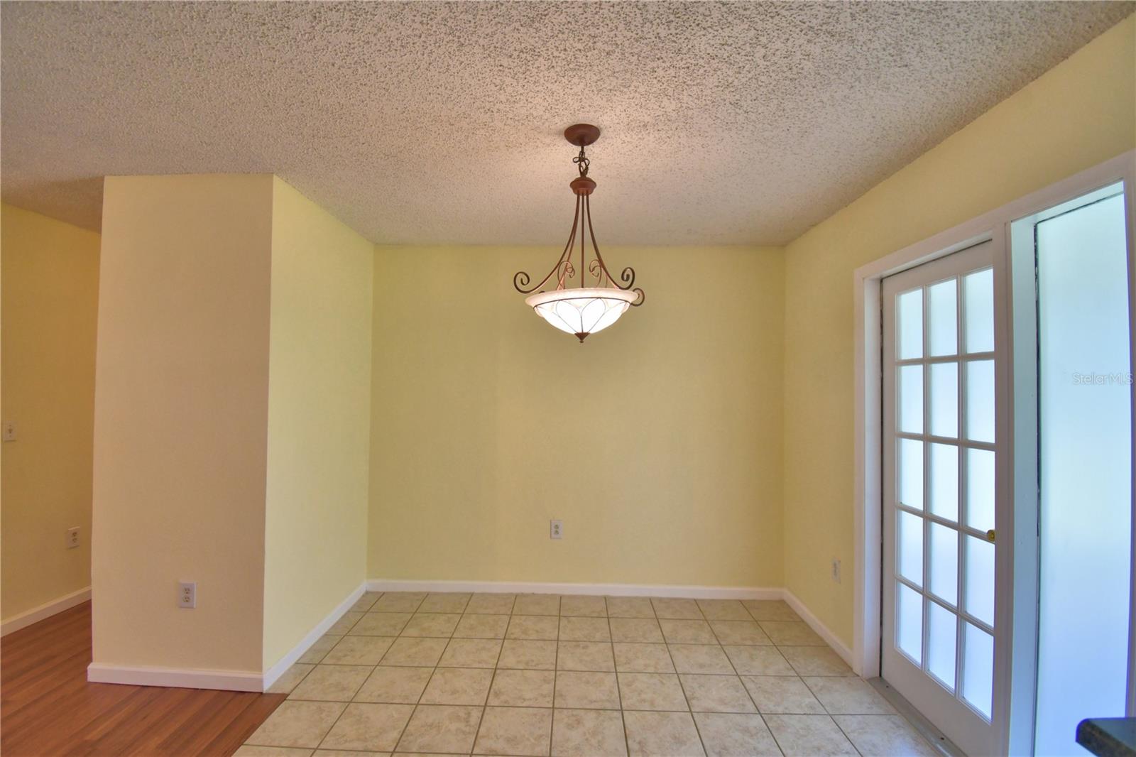 Image 19 of 56 For 9024 Damascus Avenue