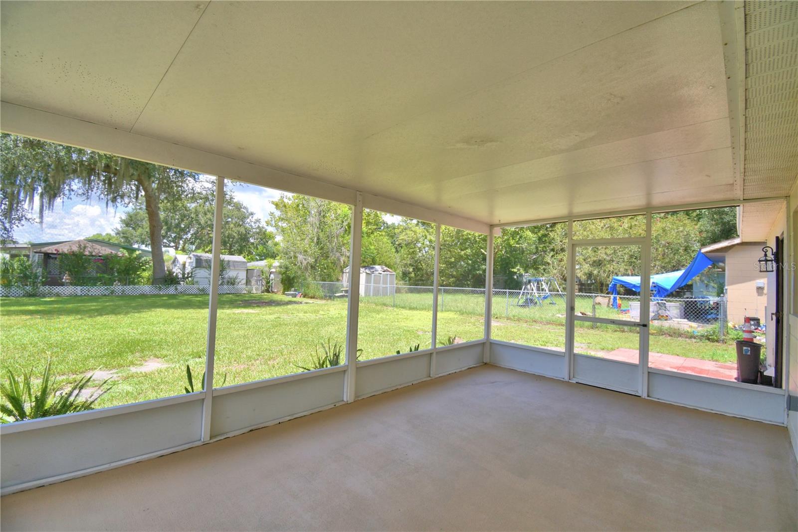Image 38 of 56 For 9024 Damascus Avenue