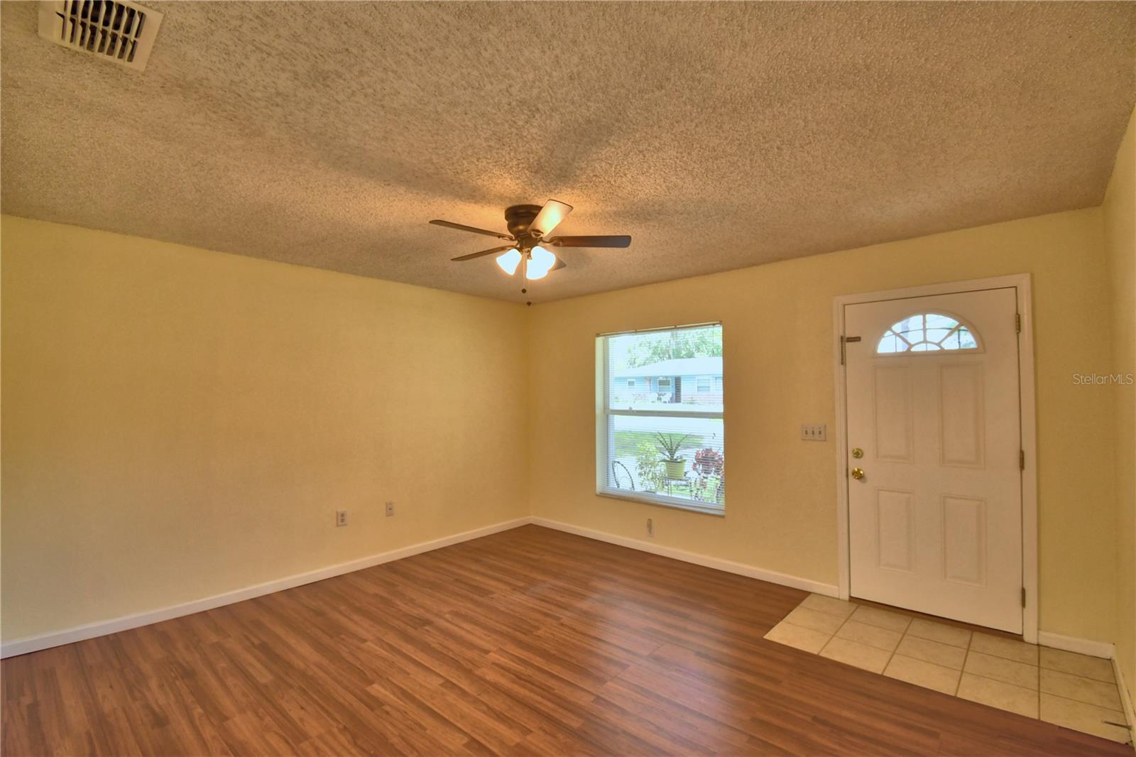 Image 6 of 56 For 9024 Damascus Avenue