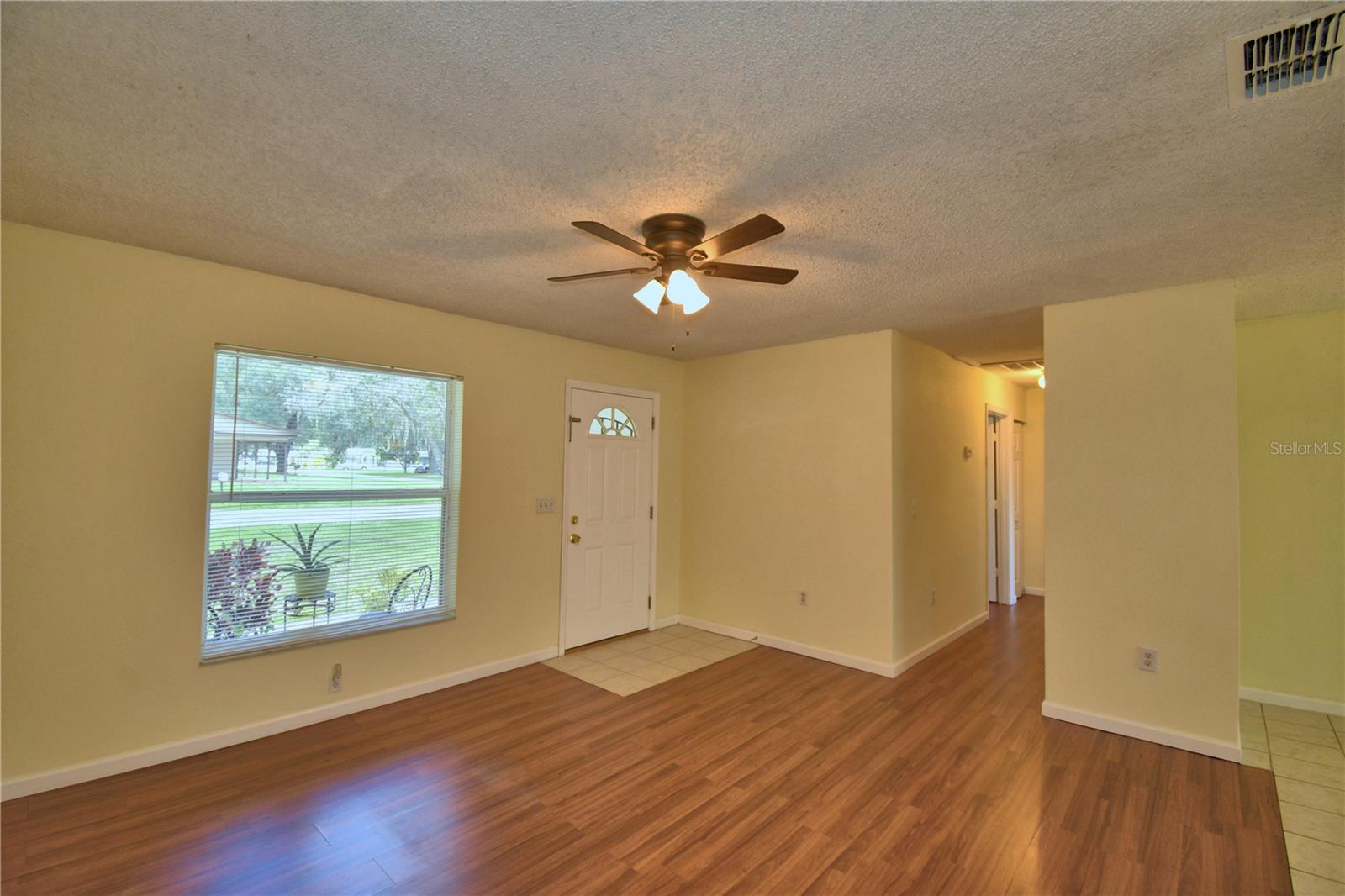 Image 7 of 56 For 9024 Damascus Avenue