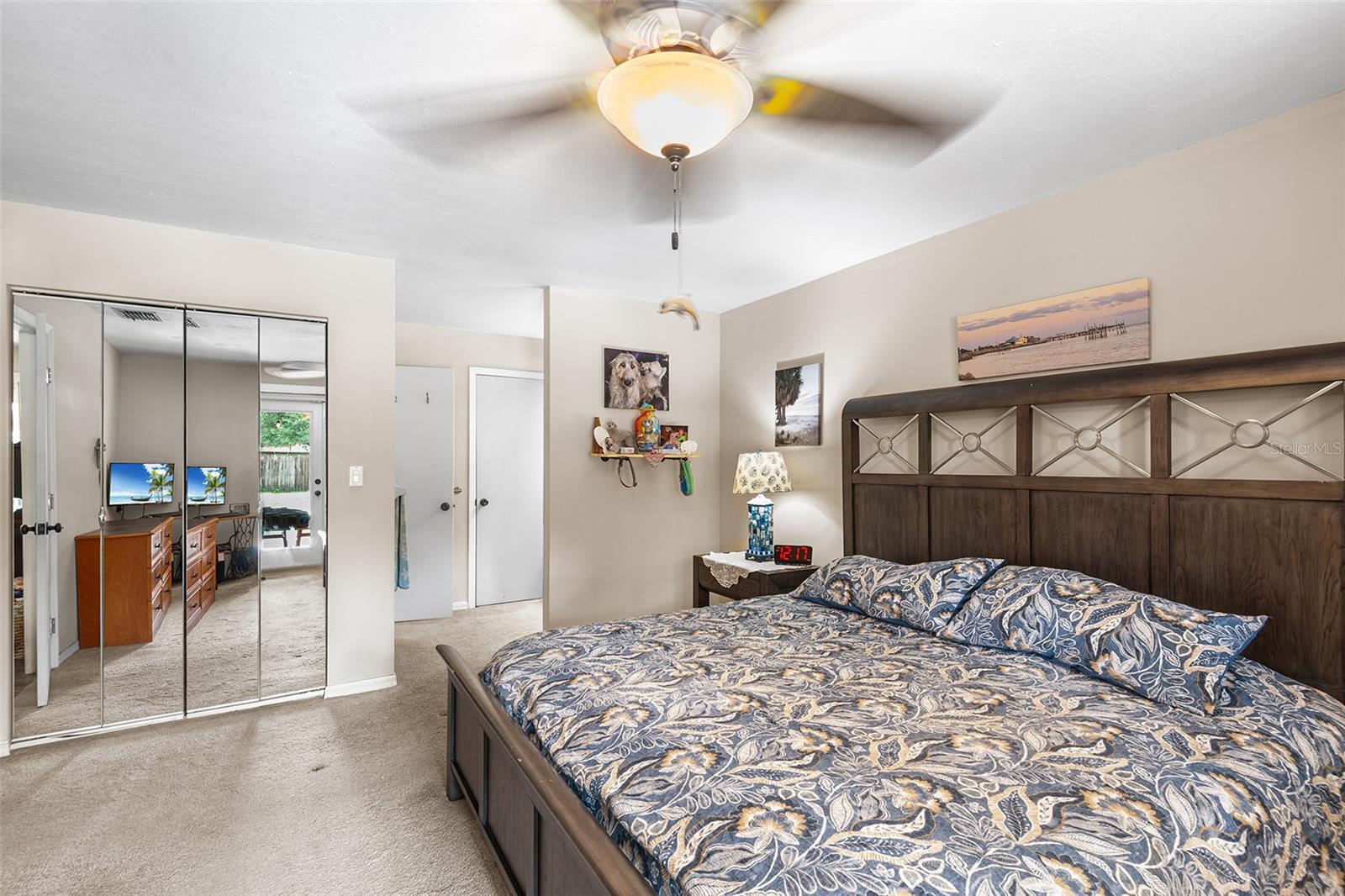 Image 24 of 43 For 204 Essary Street N