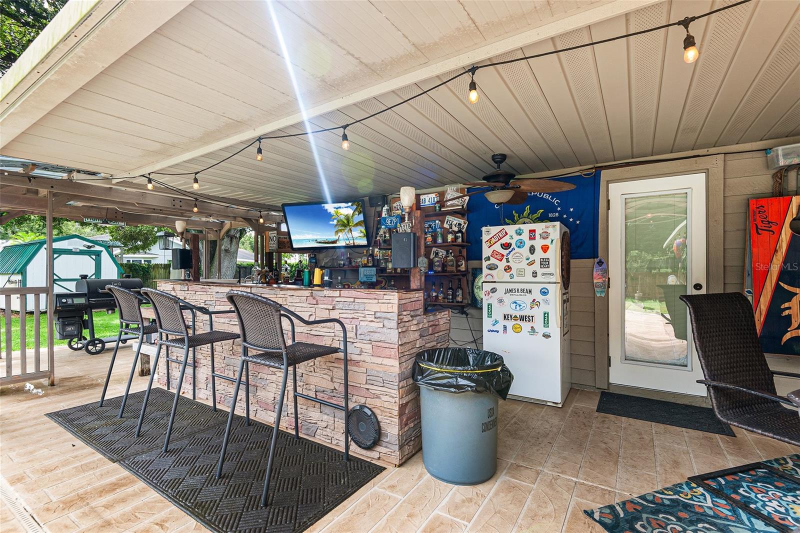 Image 3 of 43 For 204 Essary Street N