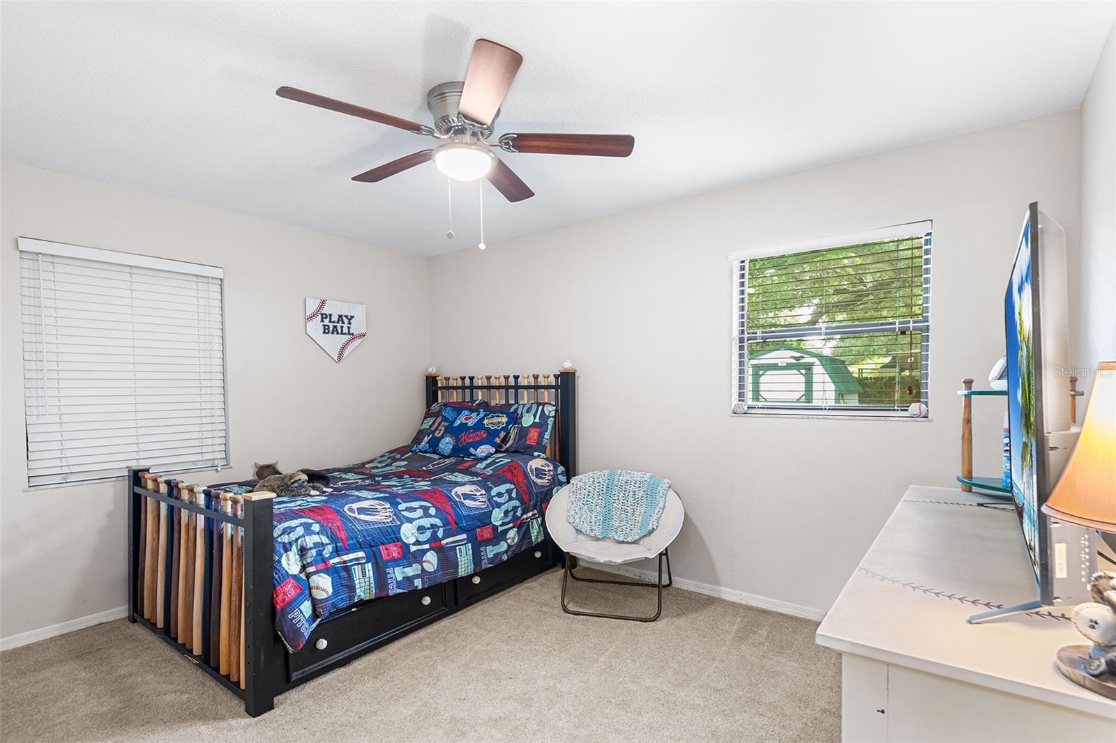 Image 30 of 43 For 204 Essary Street N