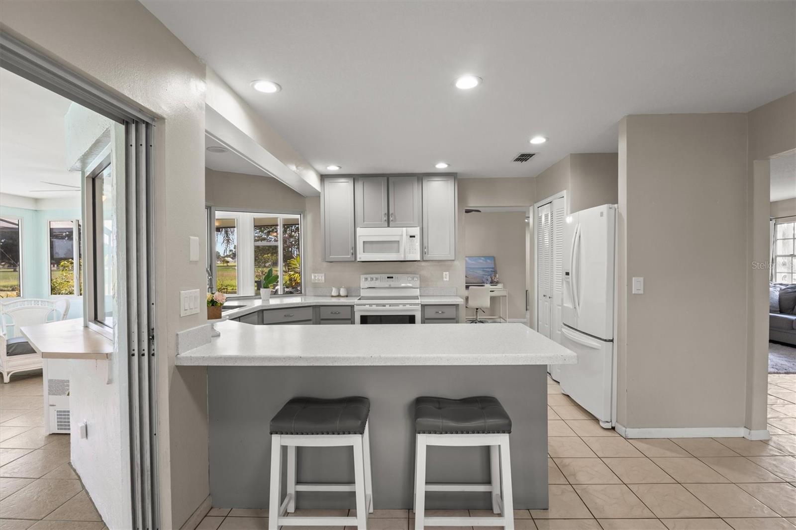 Image 16 of 67 For 7316 Rolling Hills Road