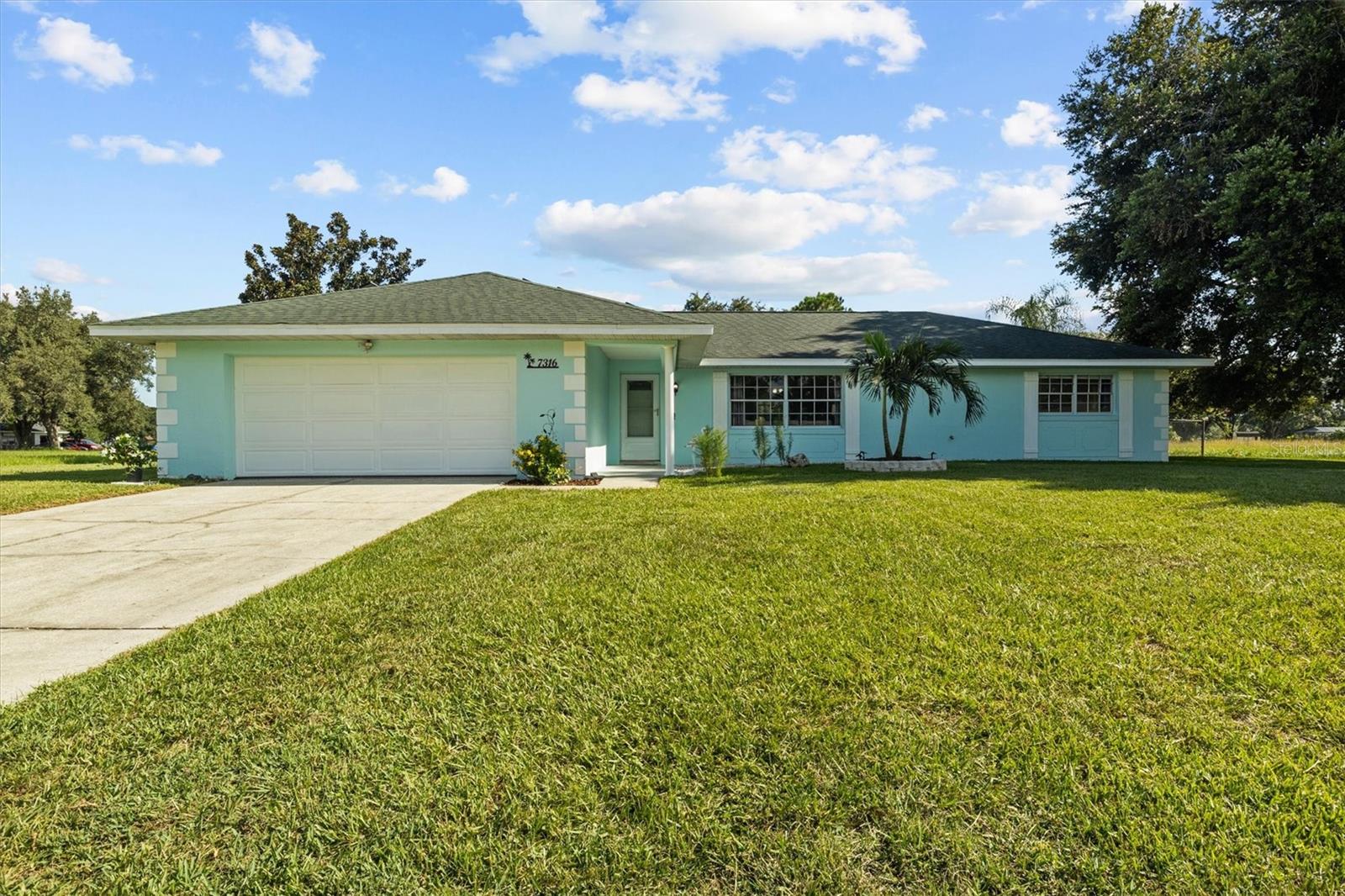Image 41 of 67 For 7316 Rolling Hills Road