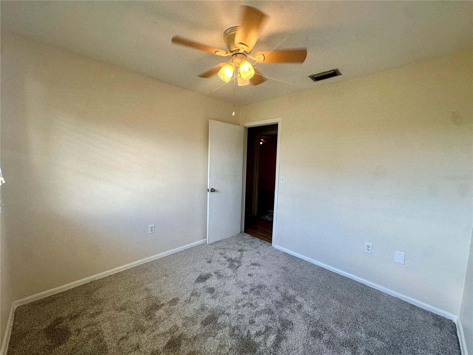 Image 18 of 22 For 141 Poe Drive