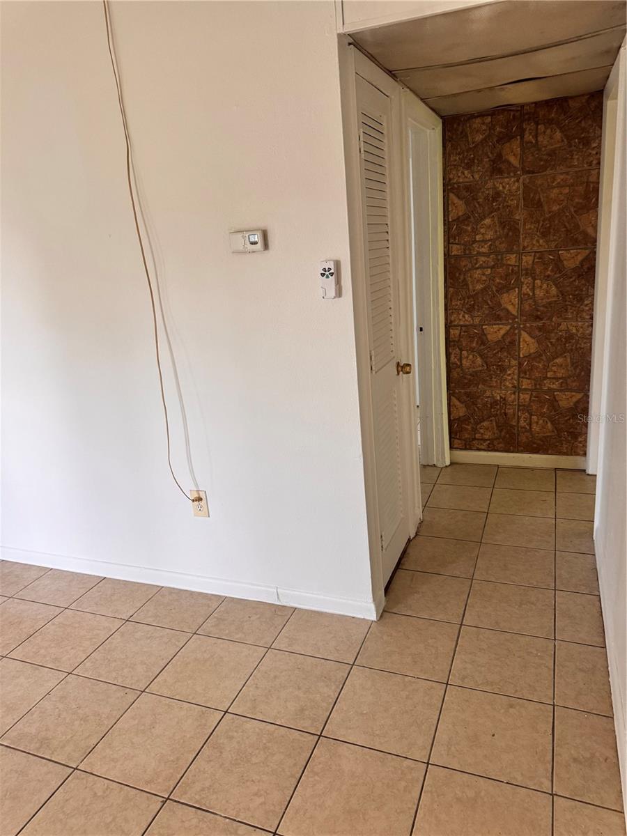 Image 19 of 28 For 2313 Ednor Street