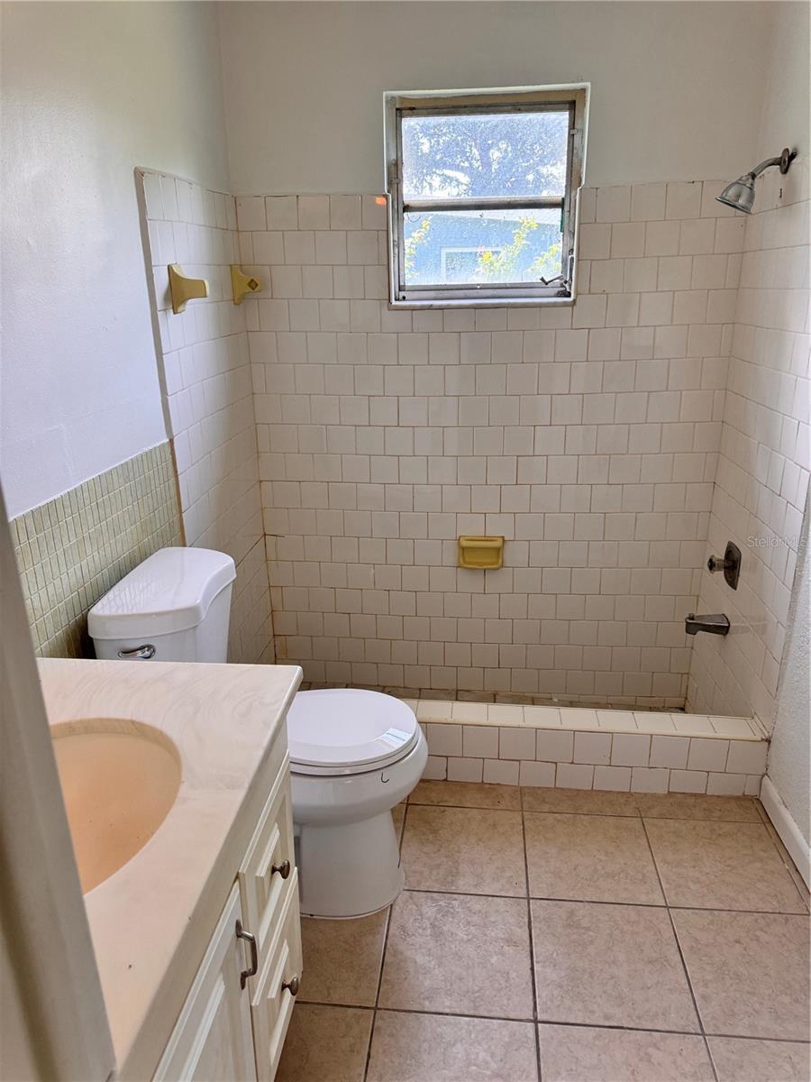 Image 24 of 28 For 2313 Ednor Street