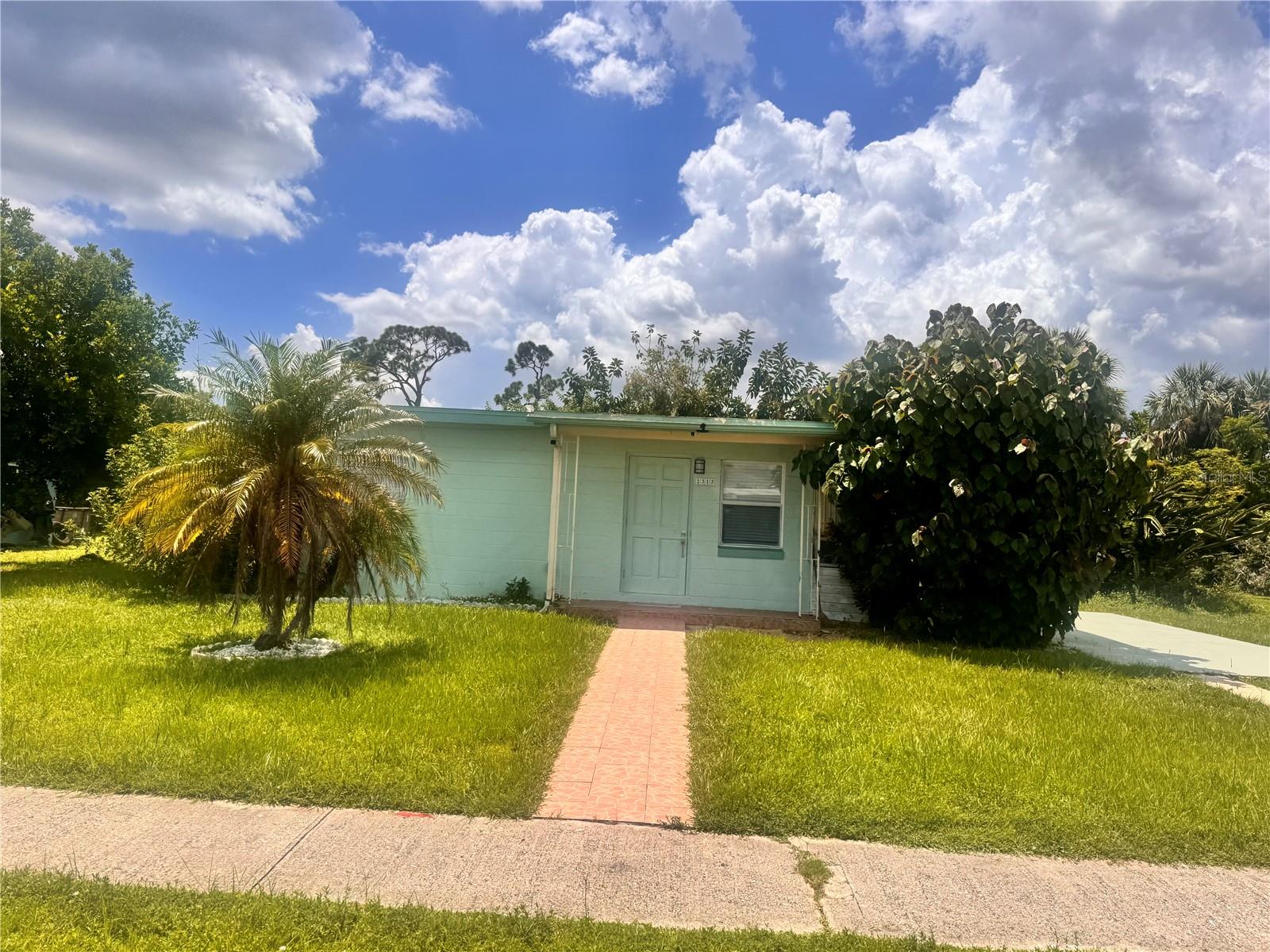 Image 3 of 28 For 2313 Ednor Street