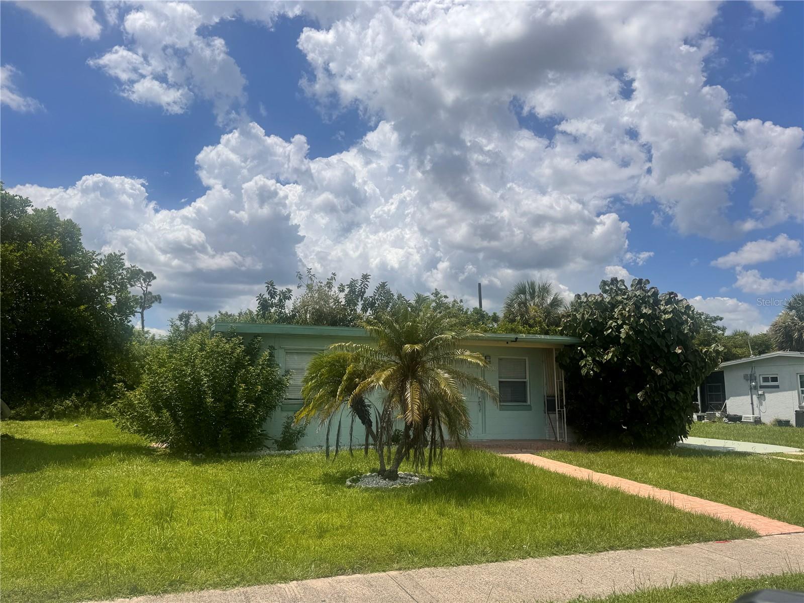 Image 4 of 28 For 2313 Ednor Street