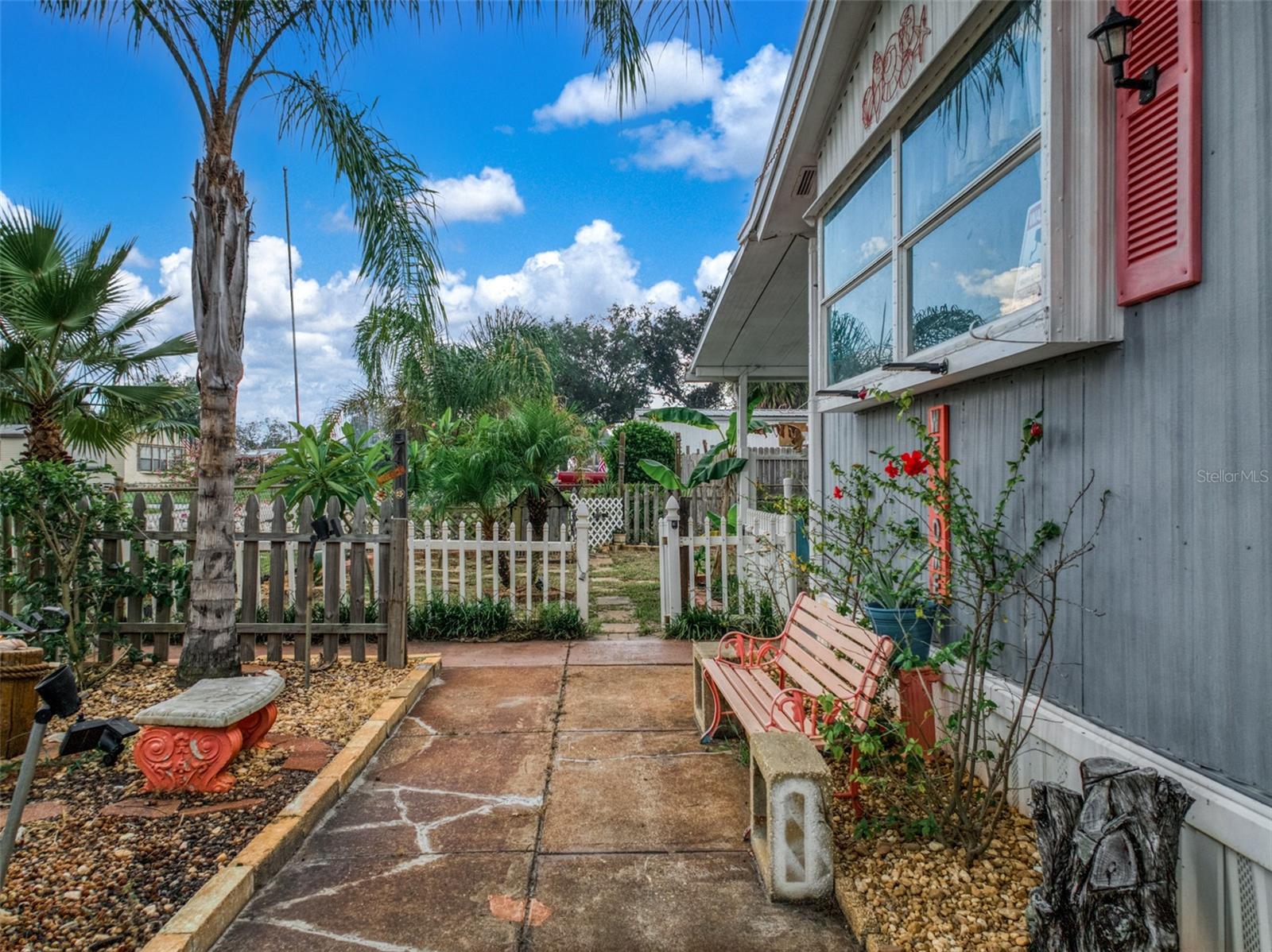 Image 31 of 42 For 1145 Blue Jay Road