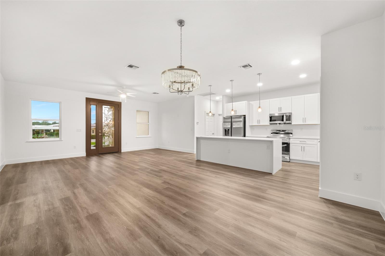 Image 11 of 49 For 1457 Mitchell Drive