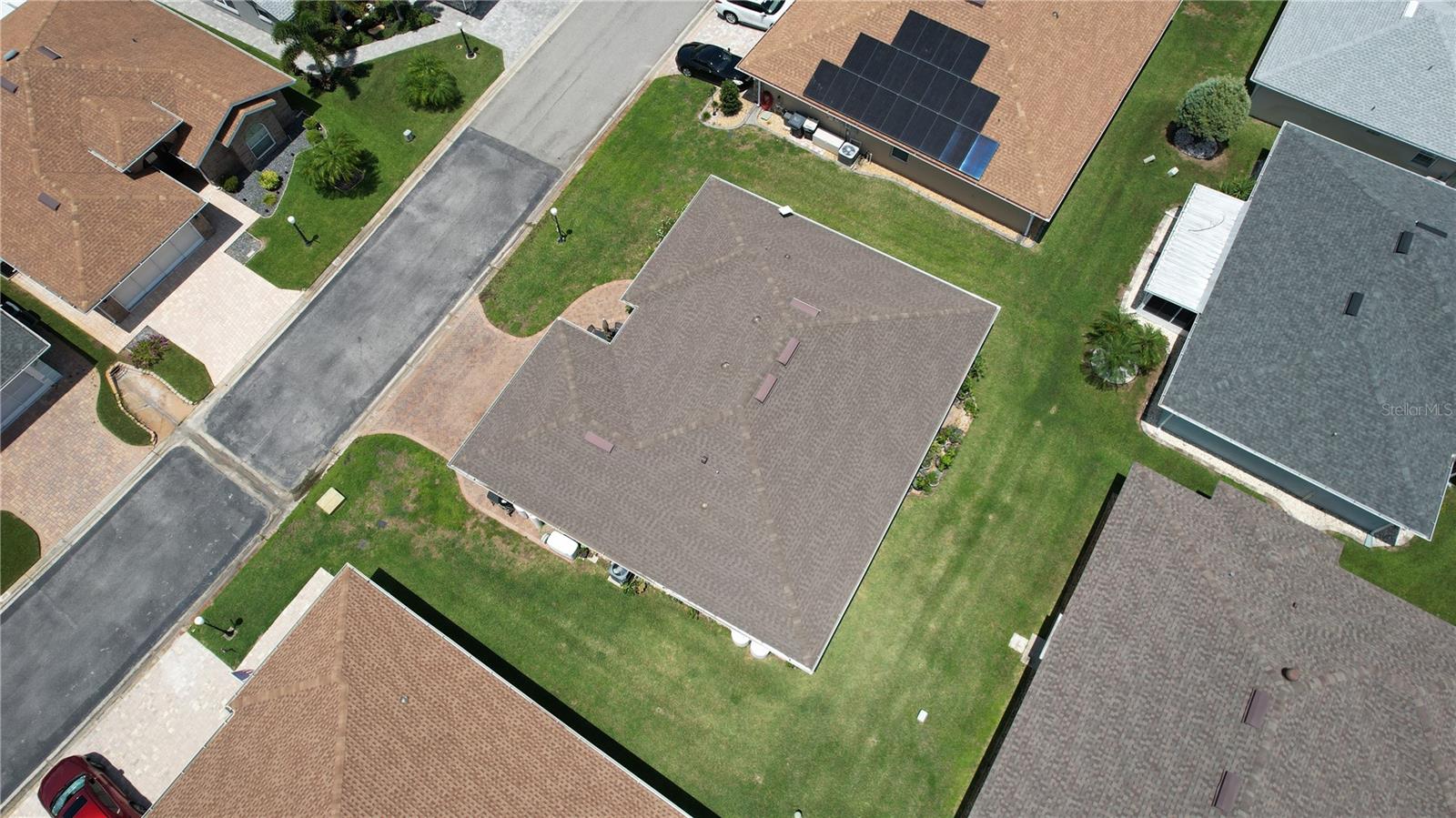 Image 3 of 27 For 477 Sweetwater Way