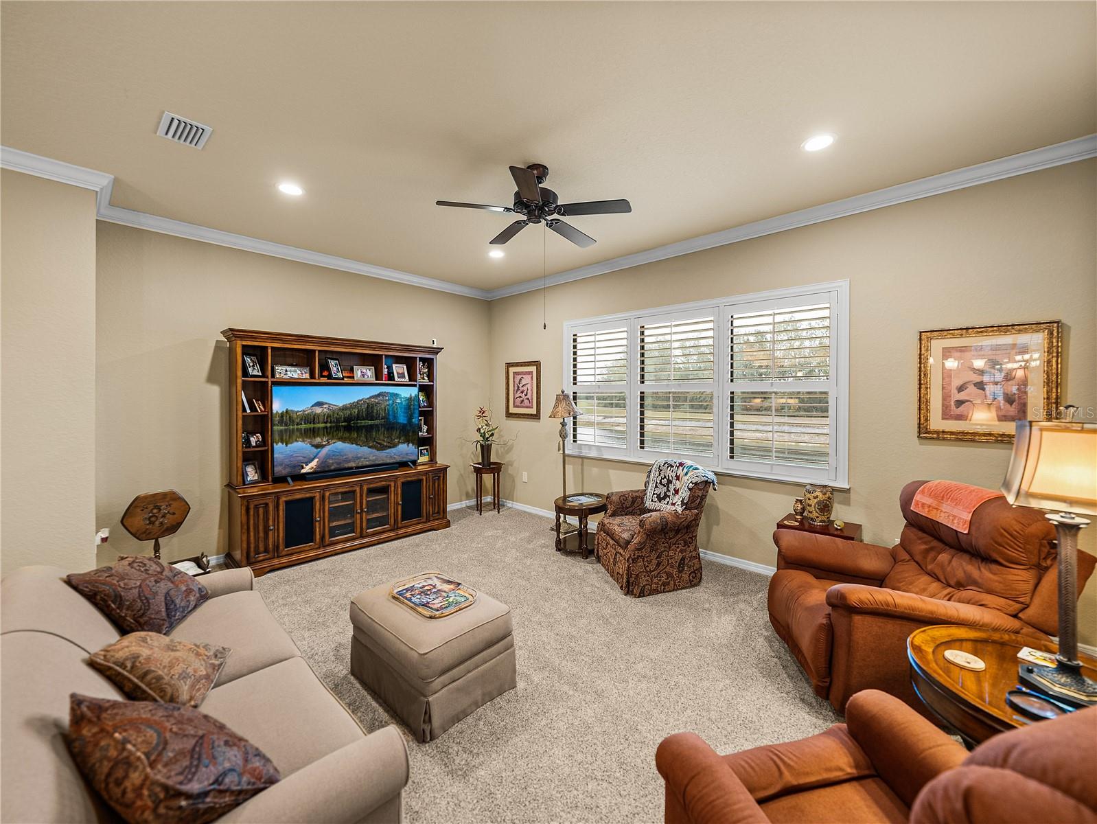 Image 21 of 95 For 1336 Oakmont Drive