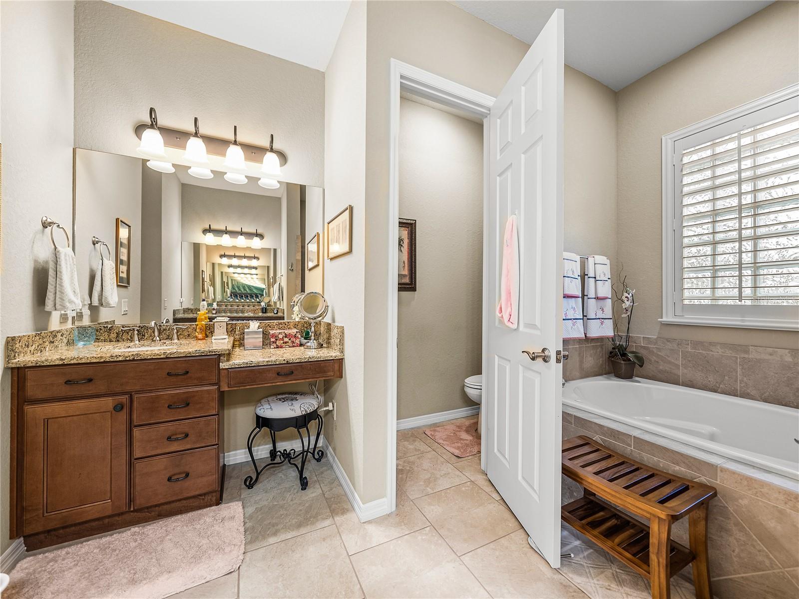 Image 32 of 95 For 1336 Oakmont Drive
