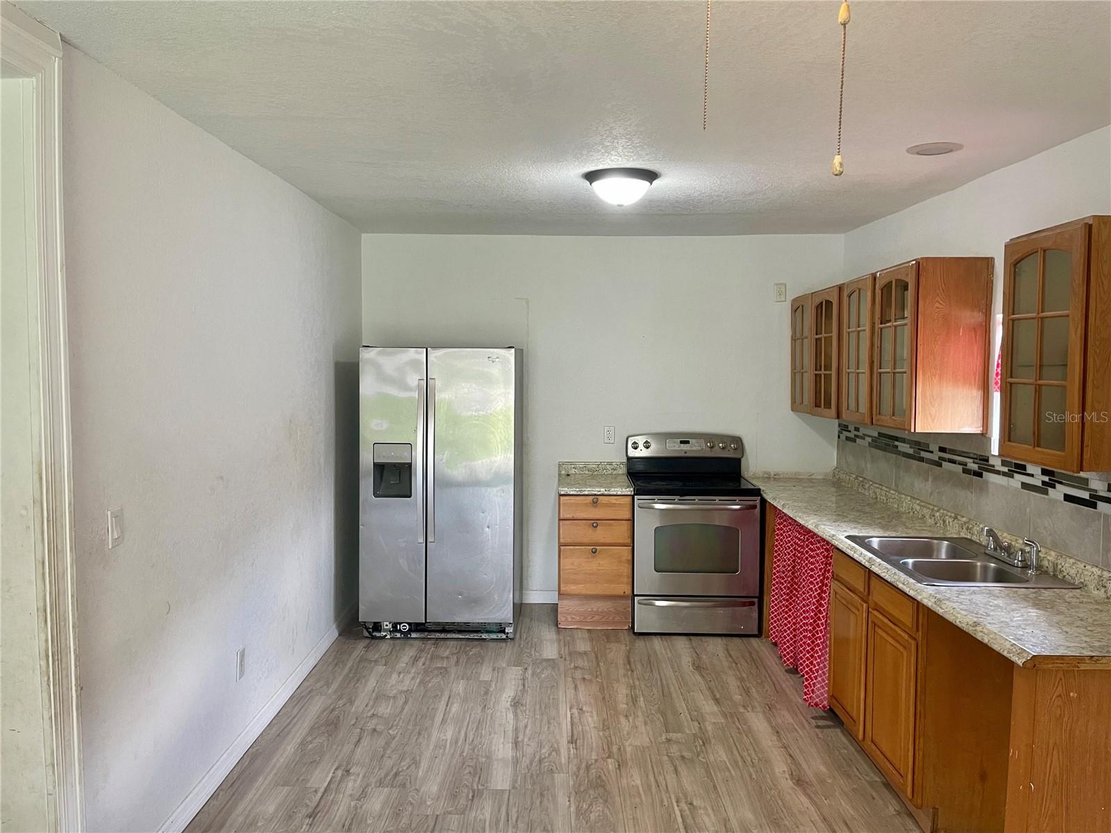 Image 10 of 34 For 512 Bennett Street