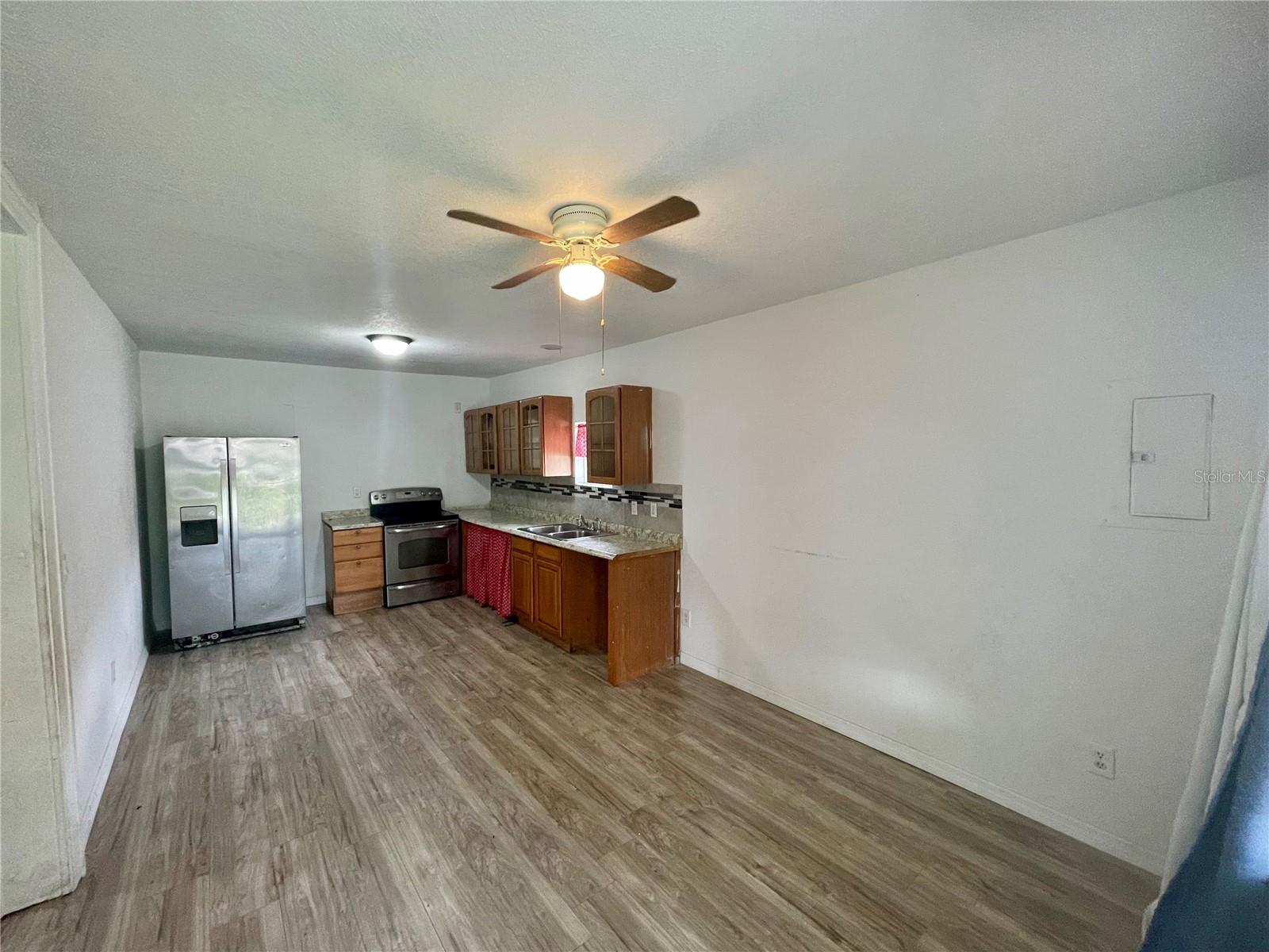 Image 8 of 34 For 512 Bennett Street