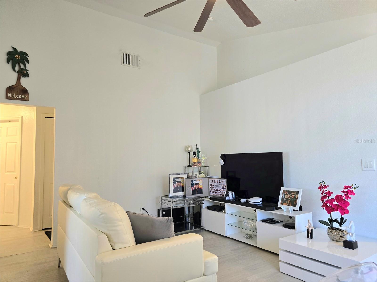 Image 6 of 31 For 212 Eckerd Street