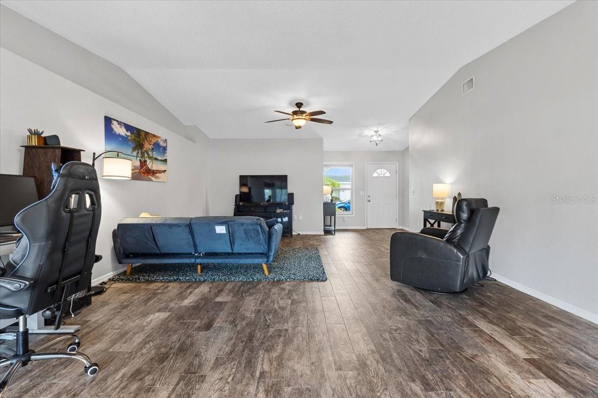 Image 15 of 44 For 2173 Mission Hills Drive