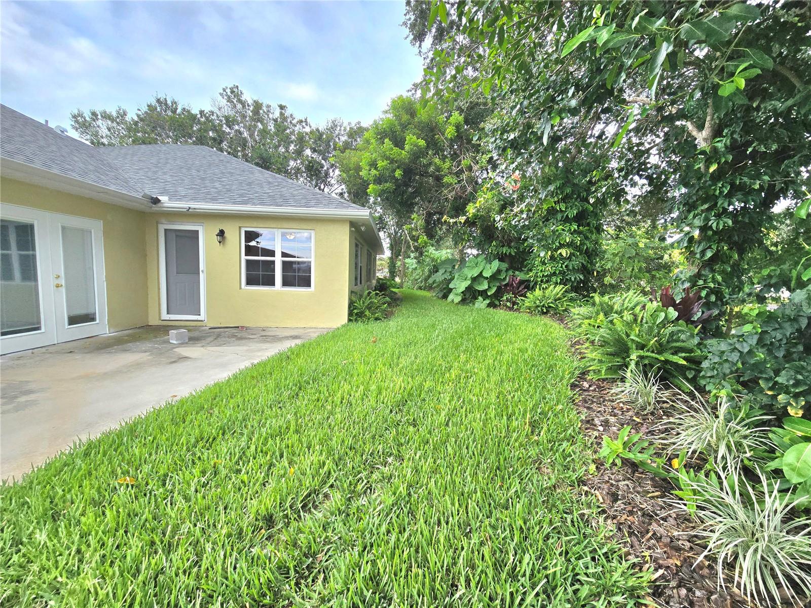 Image 32 of 38 For 820 Shamrock Drive