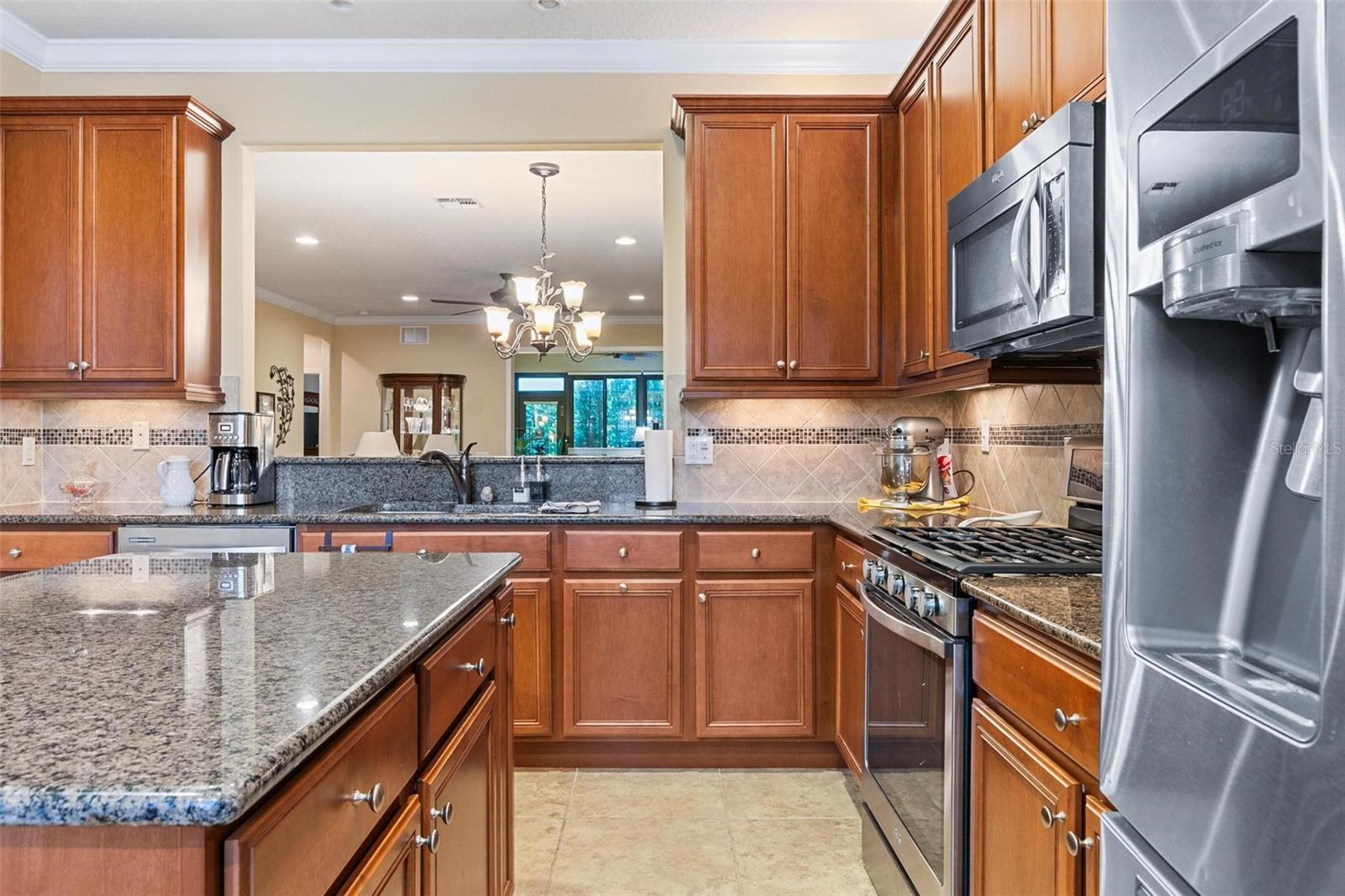 Image 13 of 51 For 507 Cadiz Drive