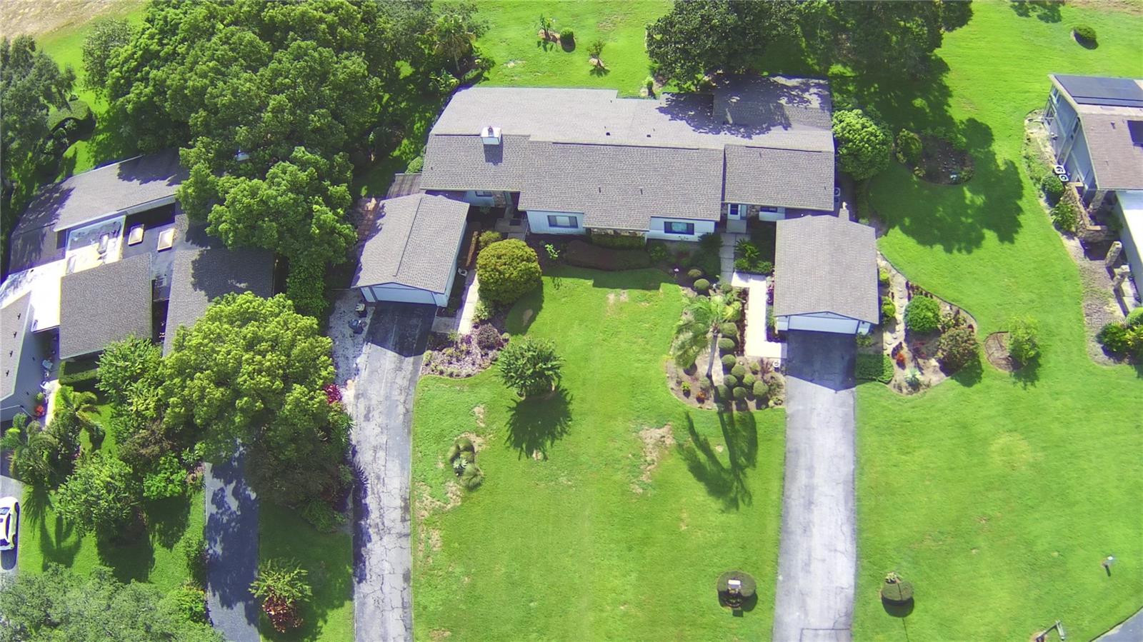 Image 4 of 74 For 118 Canterbury Drive
