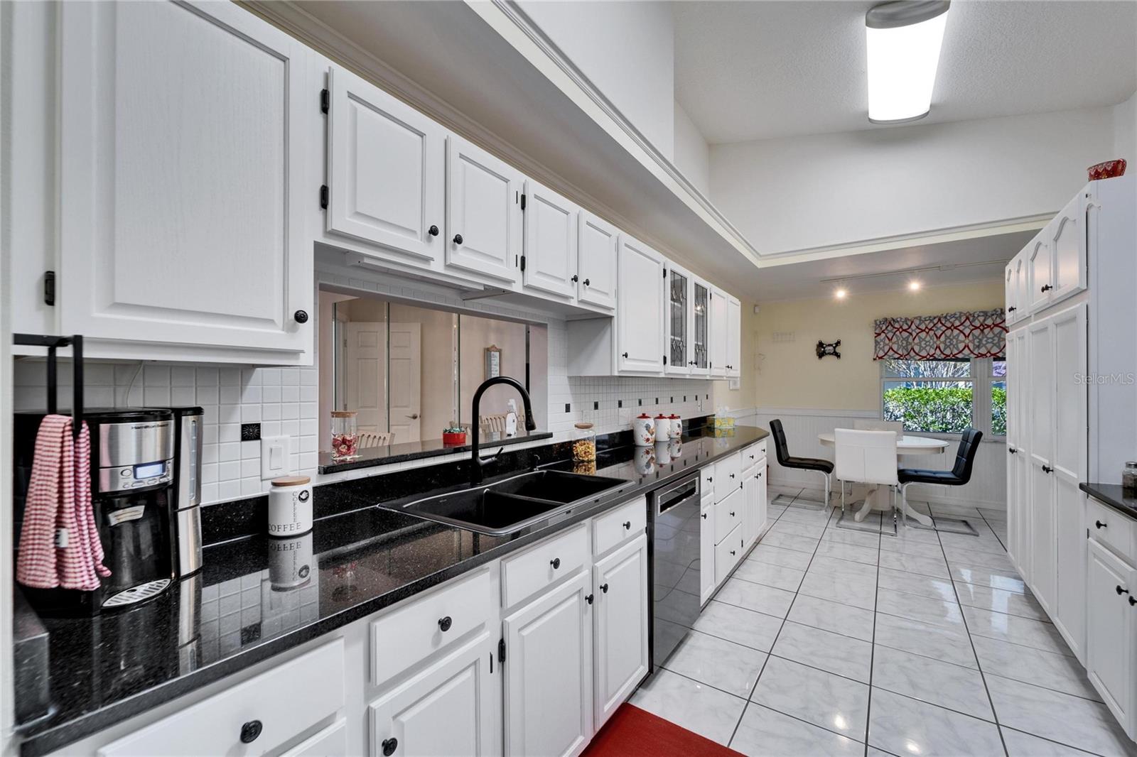 Image 11 of 90 For 6059 Condor Drive