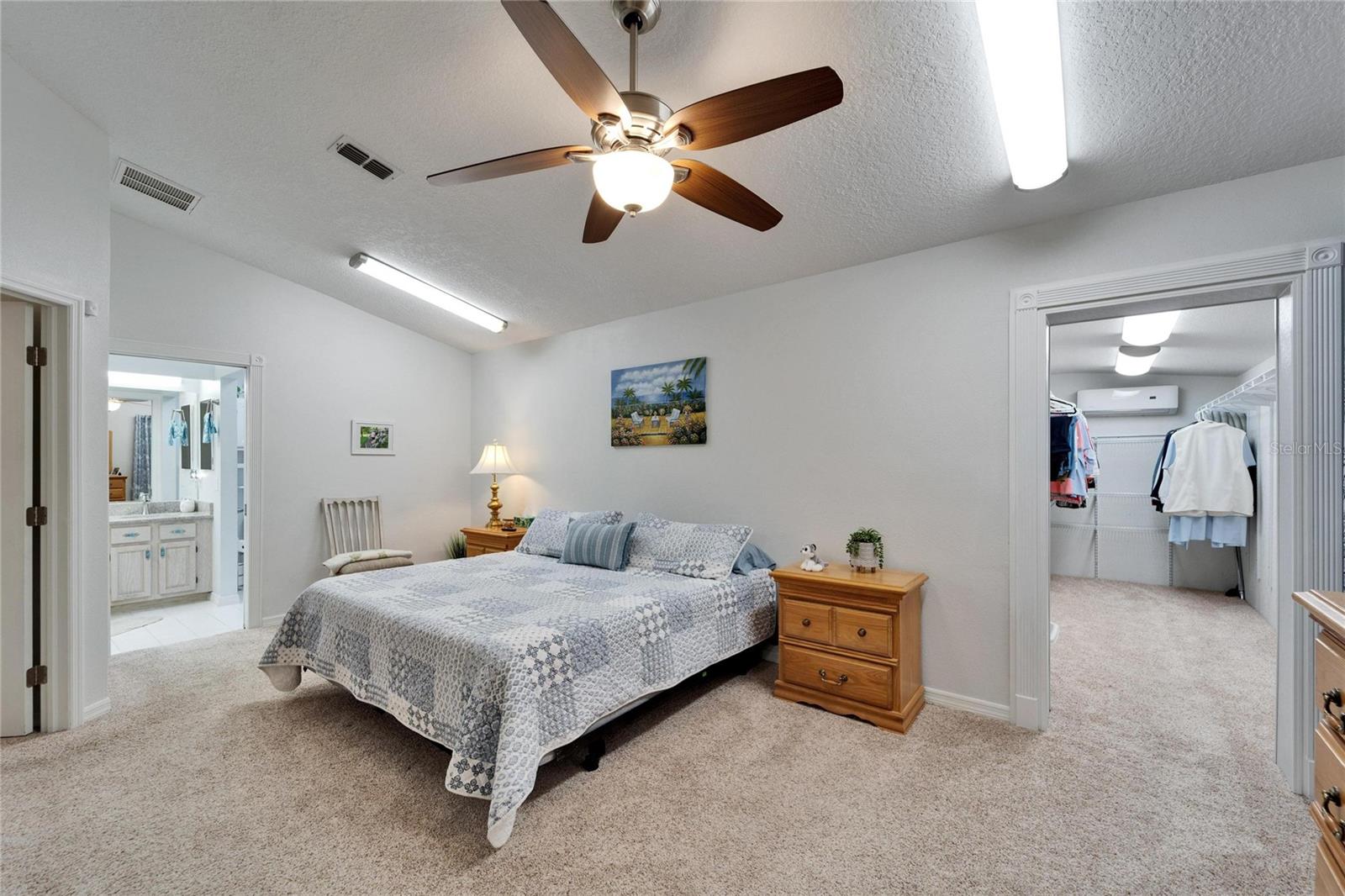 Image 24 of 90 For 6059 Condor Drive